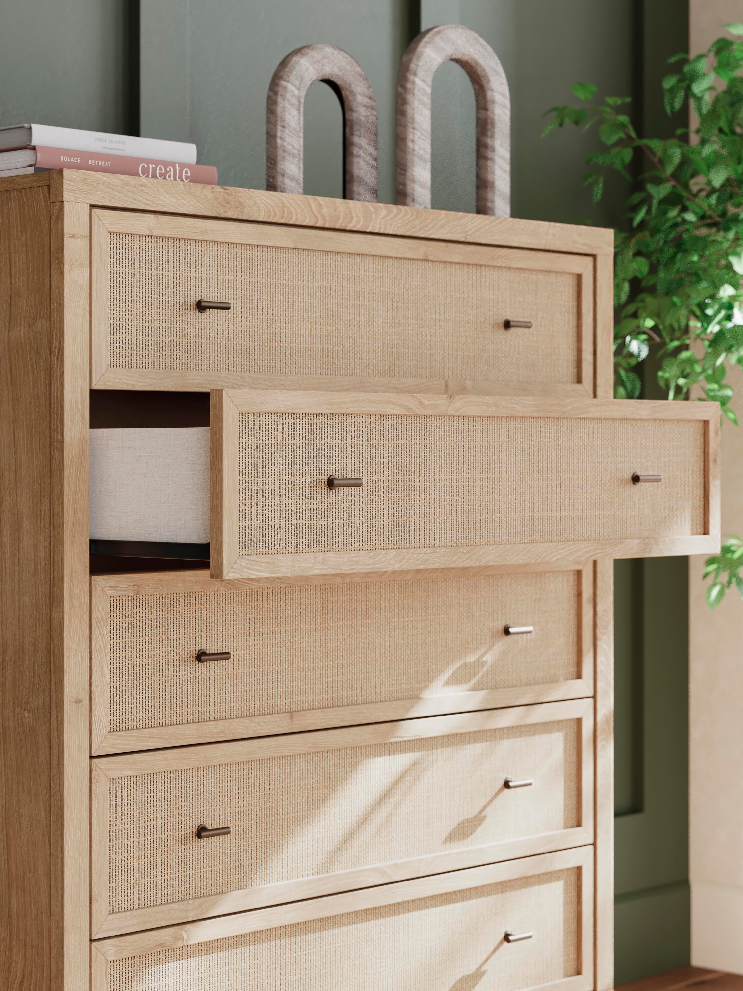 Cielden Chest of Drawers - Luxury Home Furniture (MI)