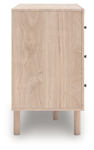 Arloster Dresser and Mirror - Luxury Home Furniture (MI)