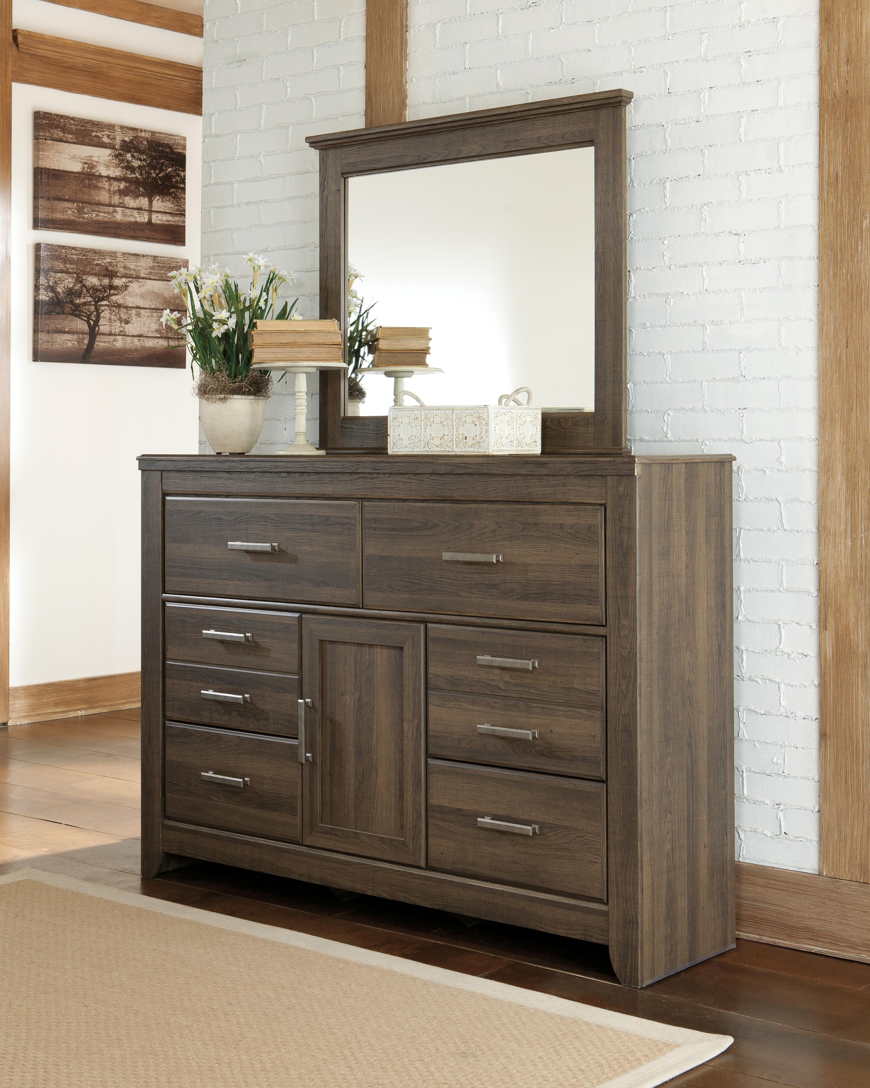 Juararo Dresser and Mirror - Luxury Home Furniture (MI)