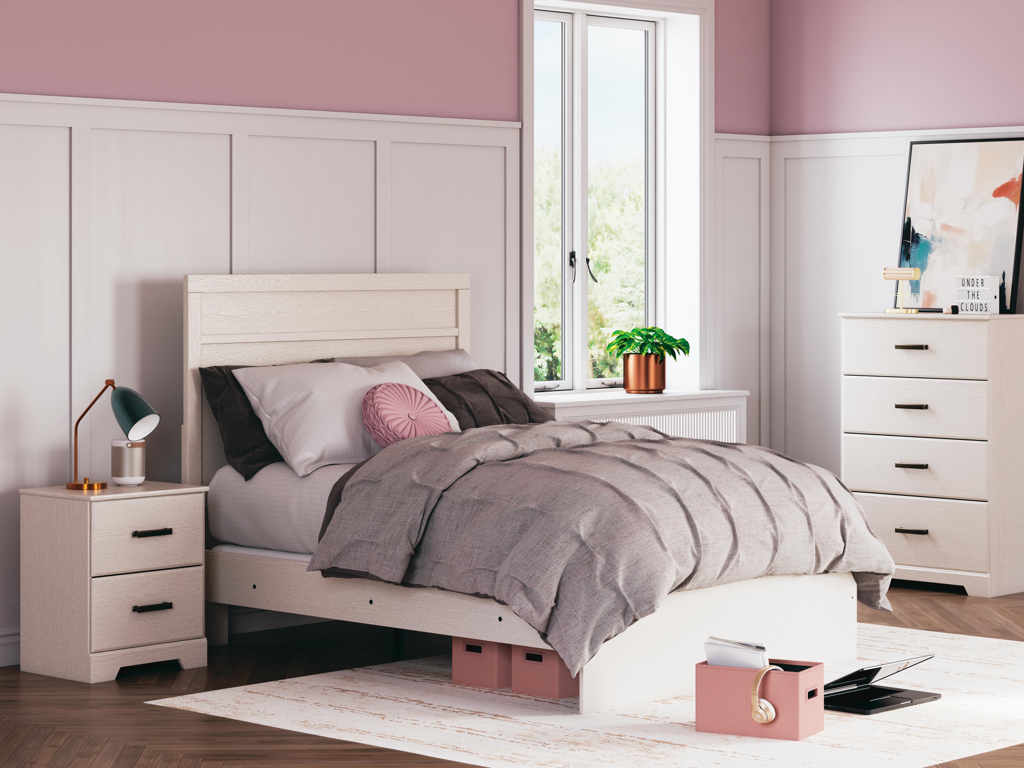 Stelsie Bed - Luxury Home Furniture (MI)
