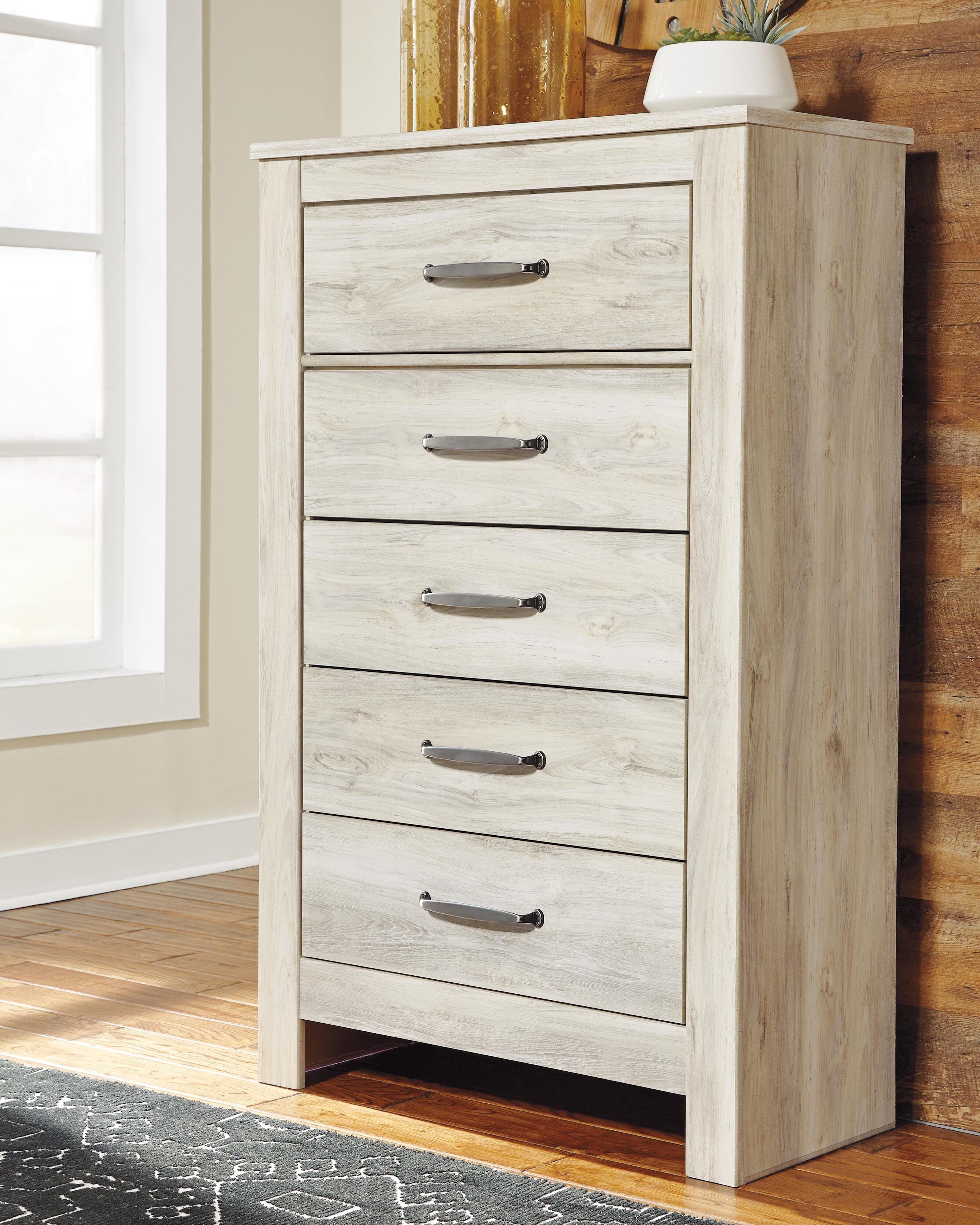 Bellaby Chest of Drawers - Luxury Home Furniture (MI)