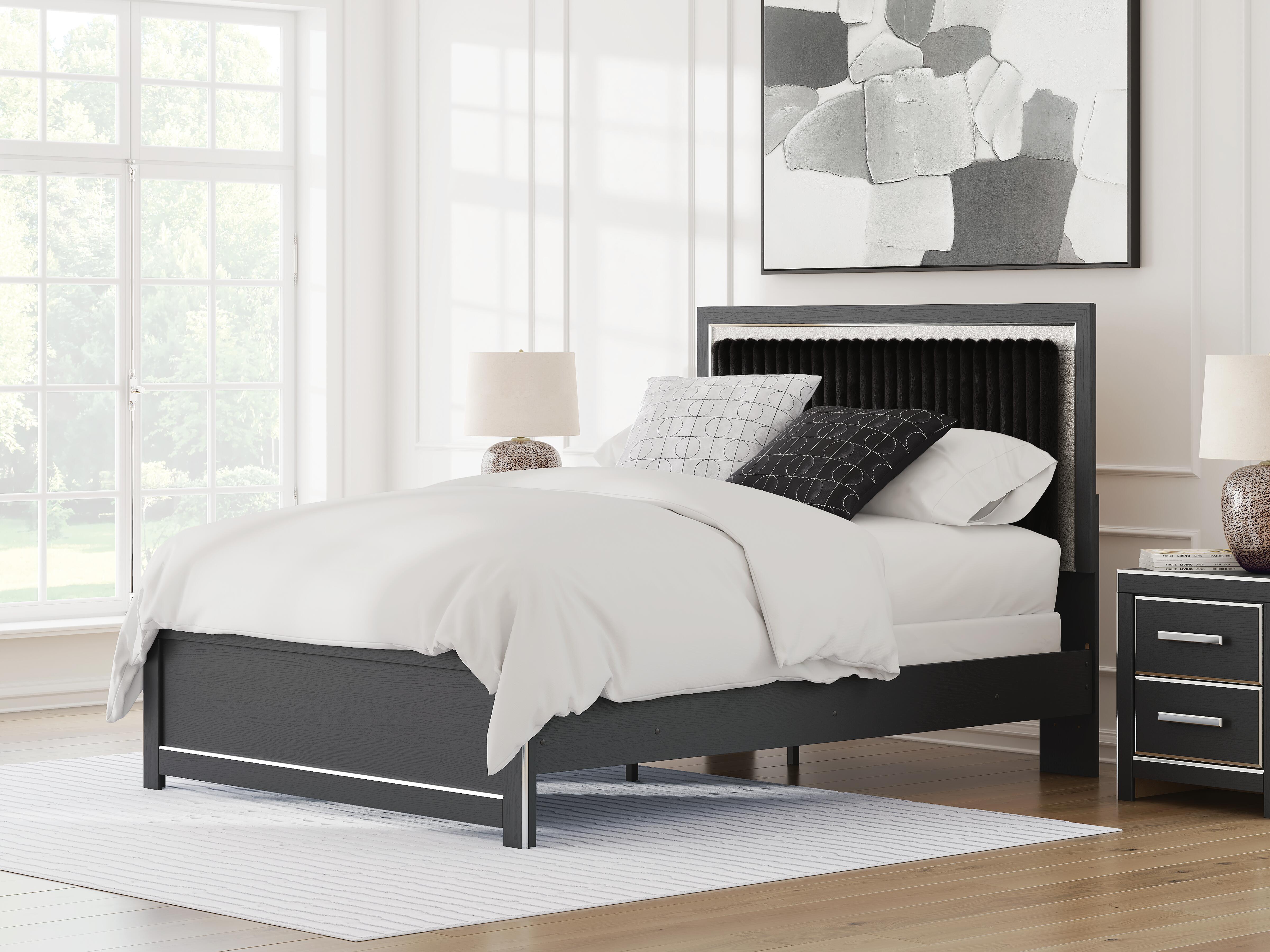 Zuraleus Bed - Luxury Home Furniture (MI)