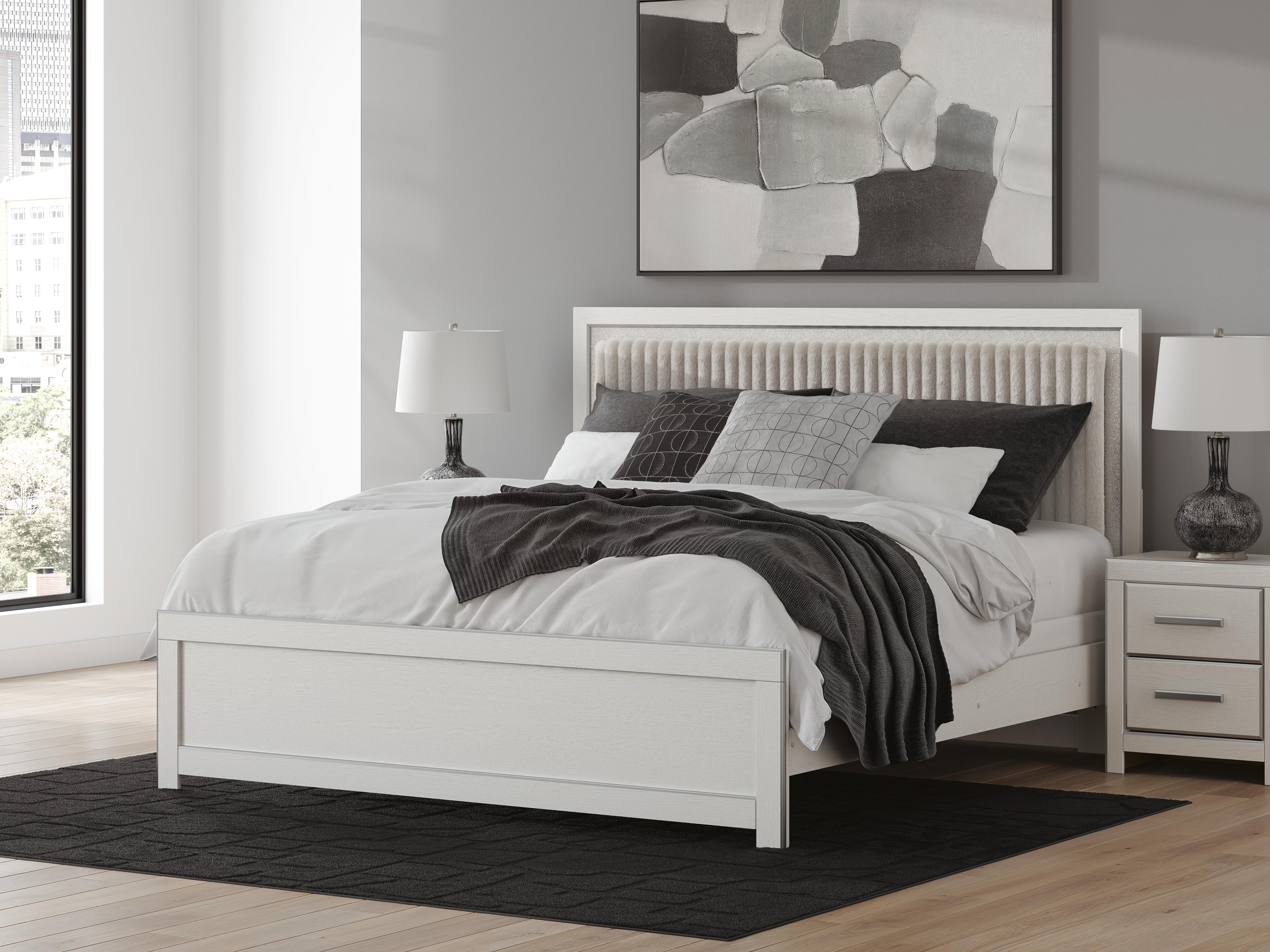 Zuraleus Bed - Luxury Home Furniture (MI)