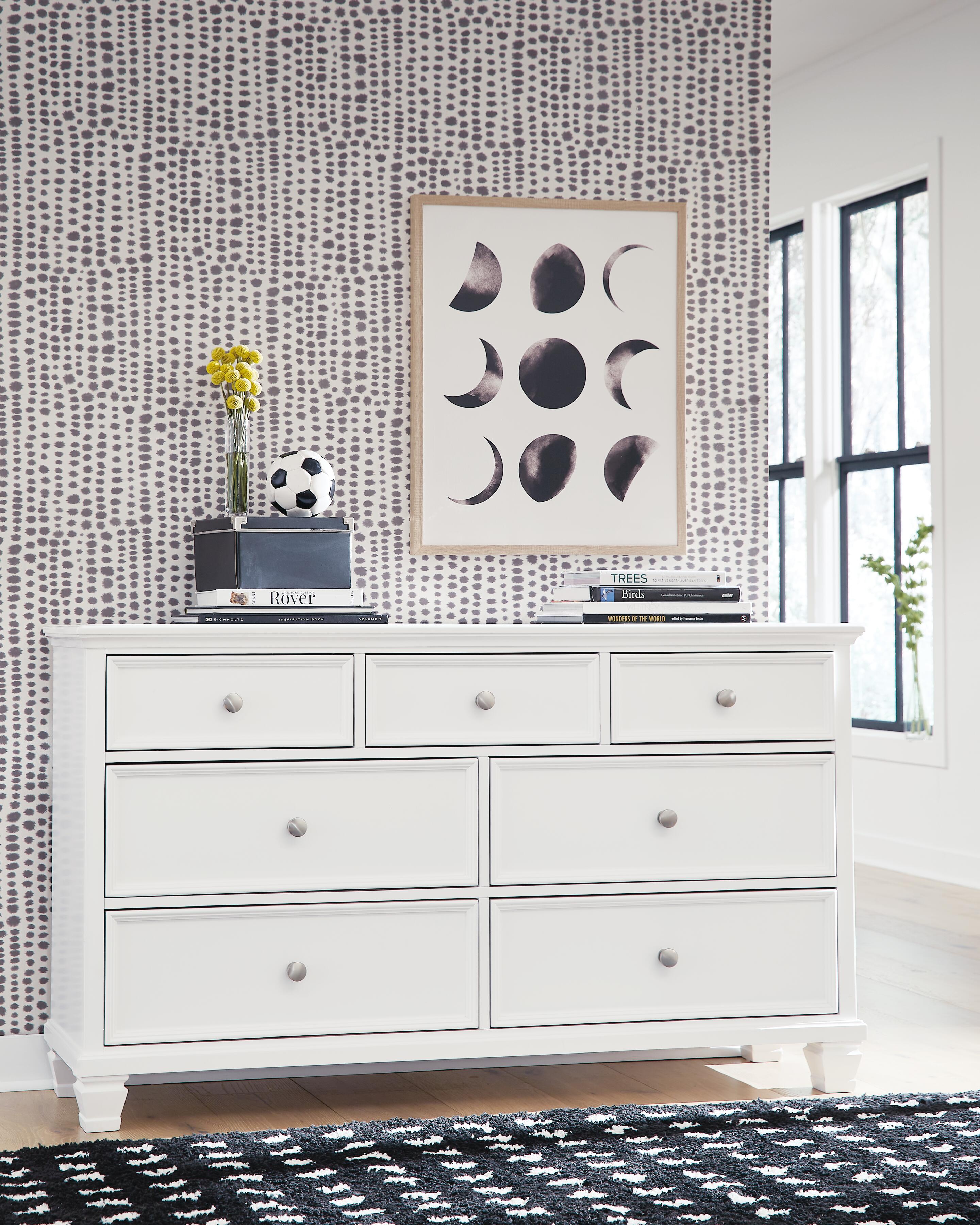 Fortman Dresser - Luxury Home Furniture (MI)