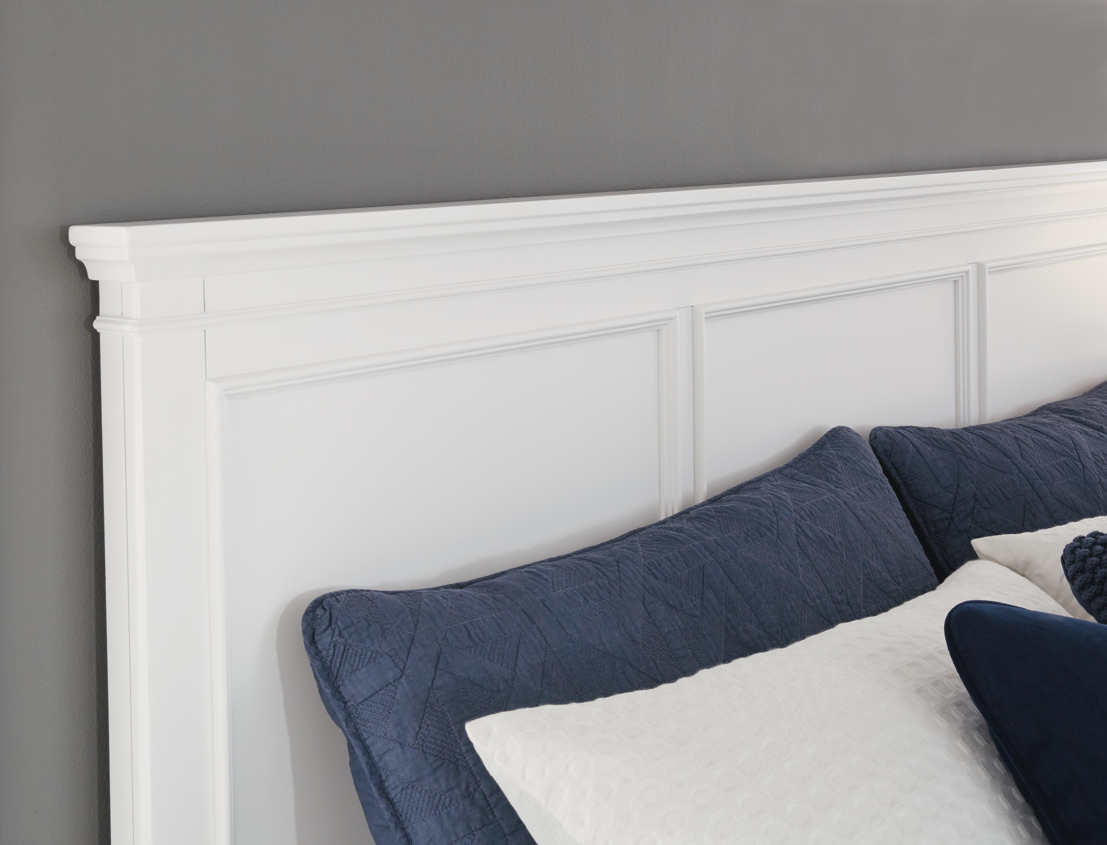 Fortman Bed - Luxury Home Furniture (MI)