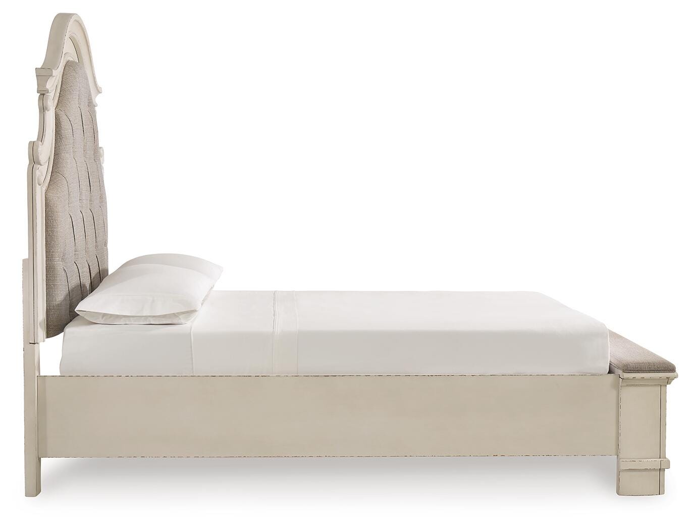 Realyn Upholstered Bed - Luxury Home Furniture (MI)