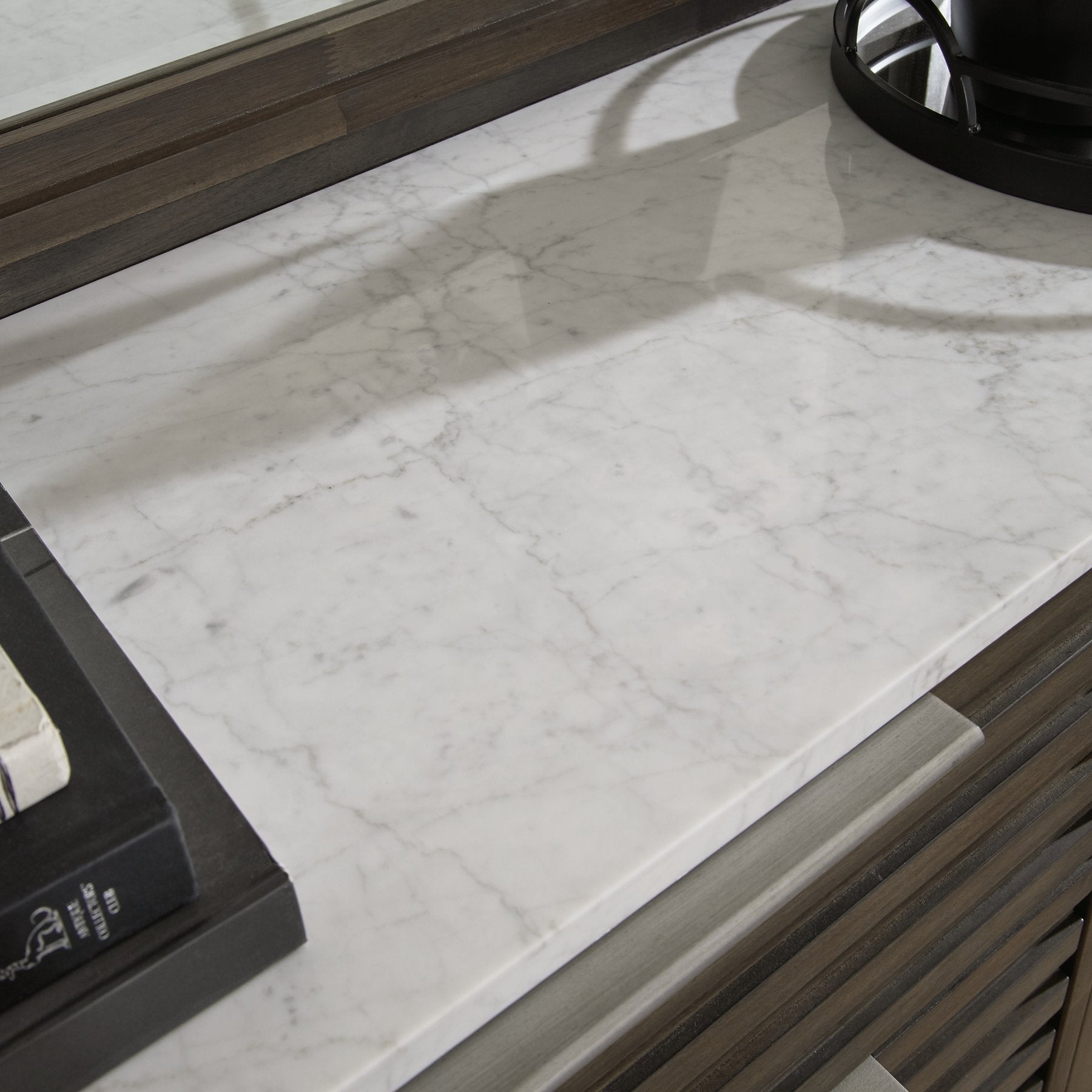 Arkenton Chest of Drawers - Luxury Home Furniture (MI)