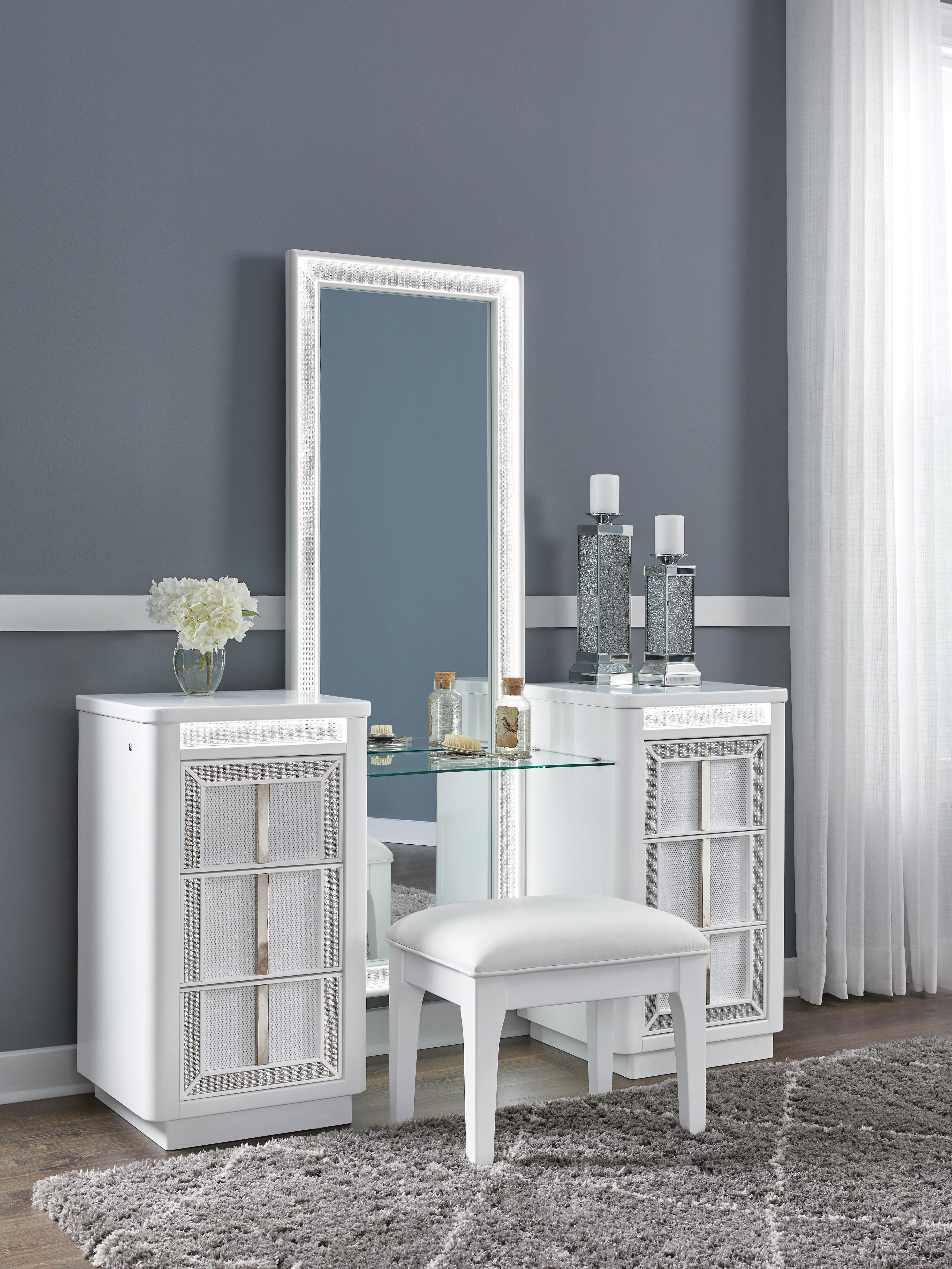 Chalanna Vanity with Mirror - Luxury Home Furniture (MI)