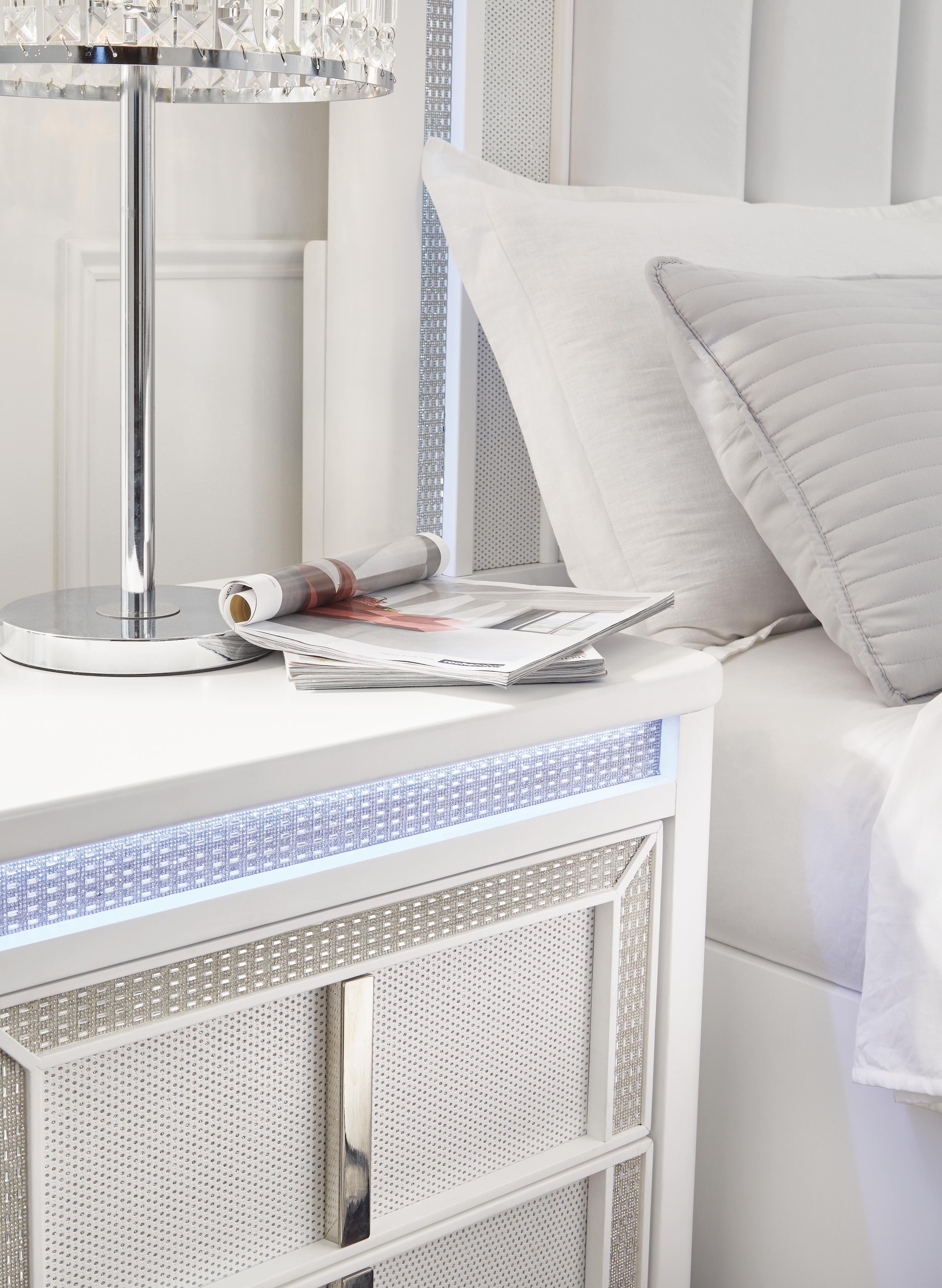 Chalanna Nightstand - Luxury Home Furniture (MI)