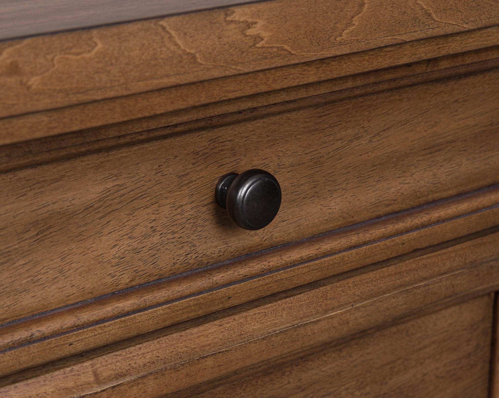 Chadworth Nightstand - Luxury Home Furniture (MI)