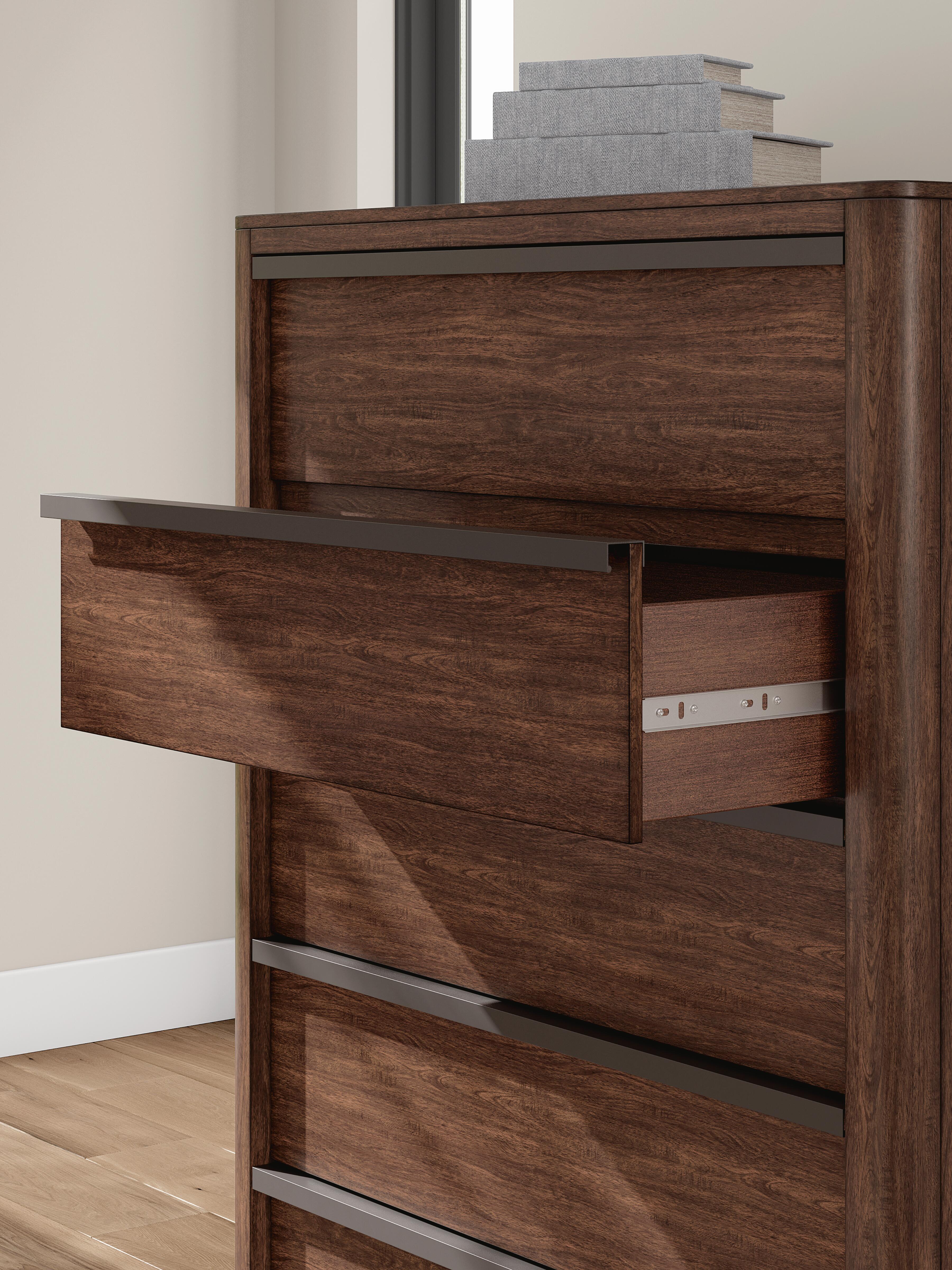Dilenno Chest of Drawers - Luxury Home Furniture (MI)