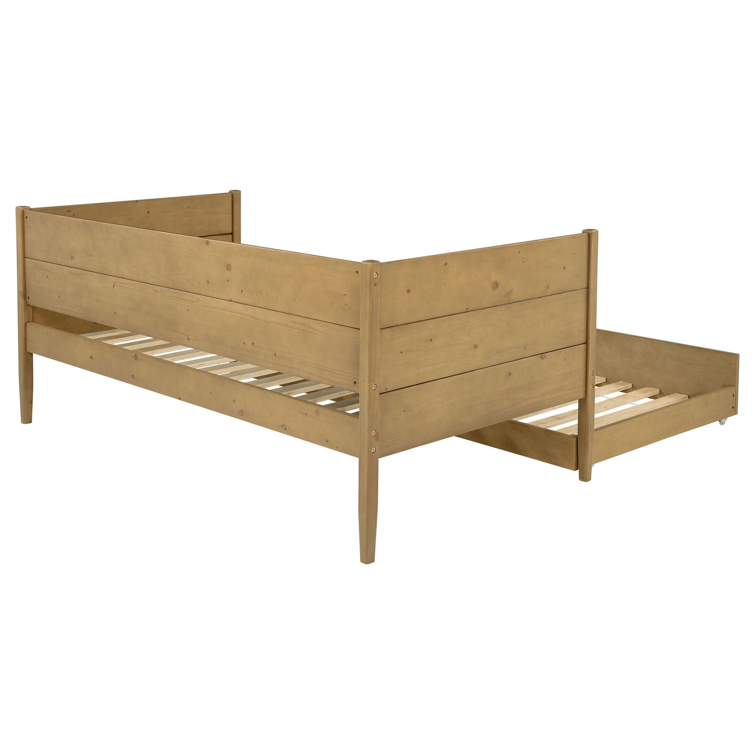 Calinda Daybeds - Luxury Home Furniture (MI)