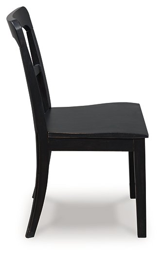 Greddinton Dining Chair - Luxury Home Furniture (MI)