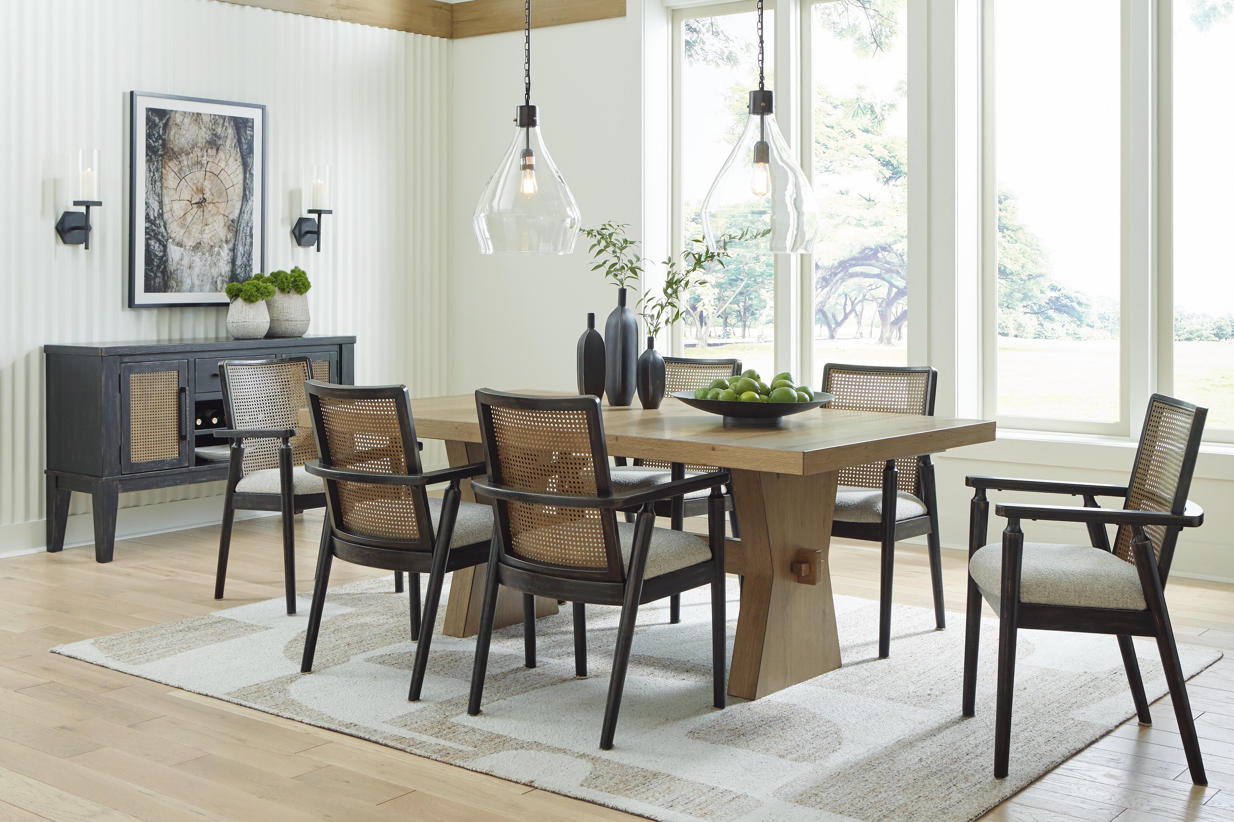 Galliden Dining Arm Chair - Luxury Home Furniture (MI)