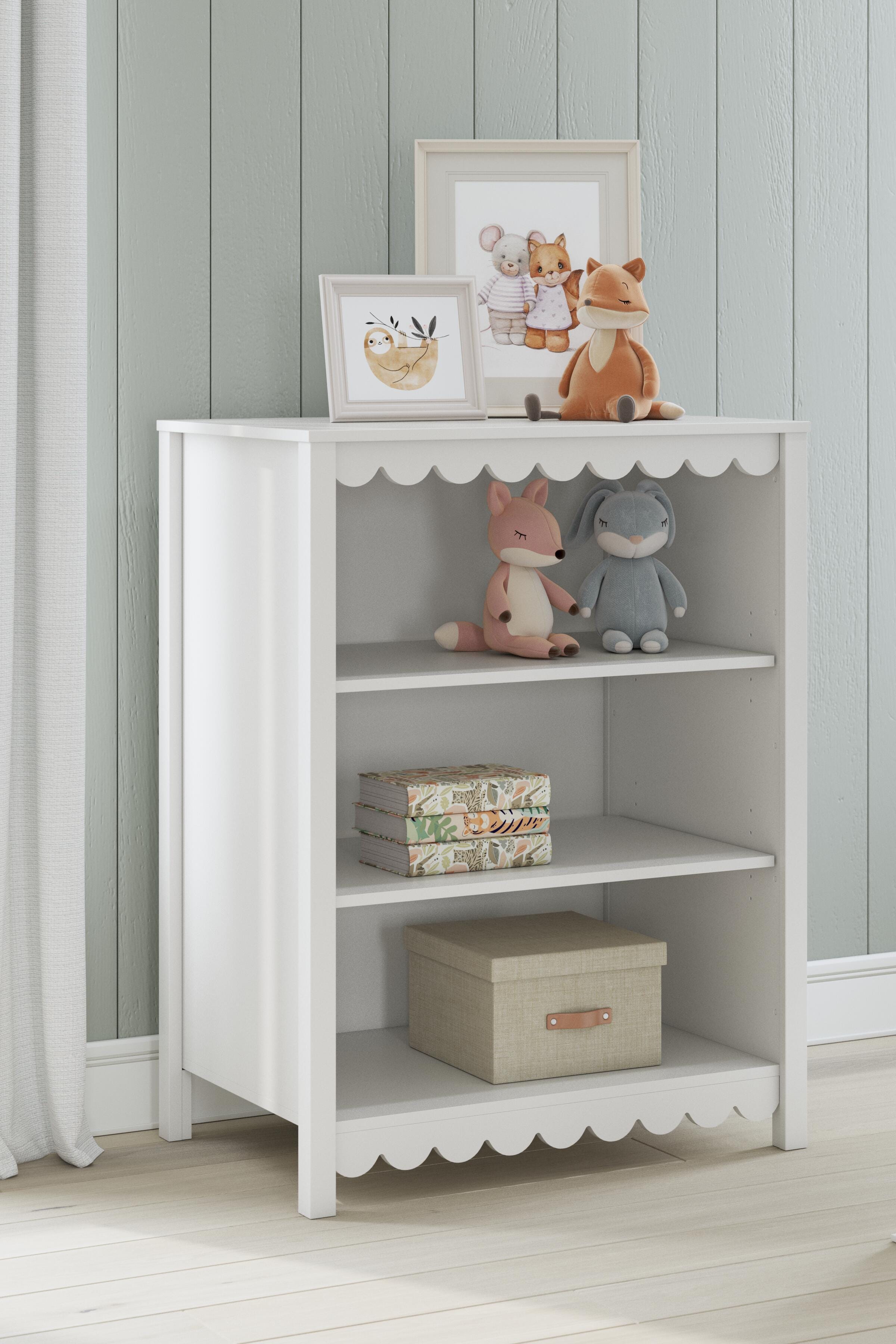 Hallityn Bookcase - Luxury Home Furniture (MI)