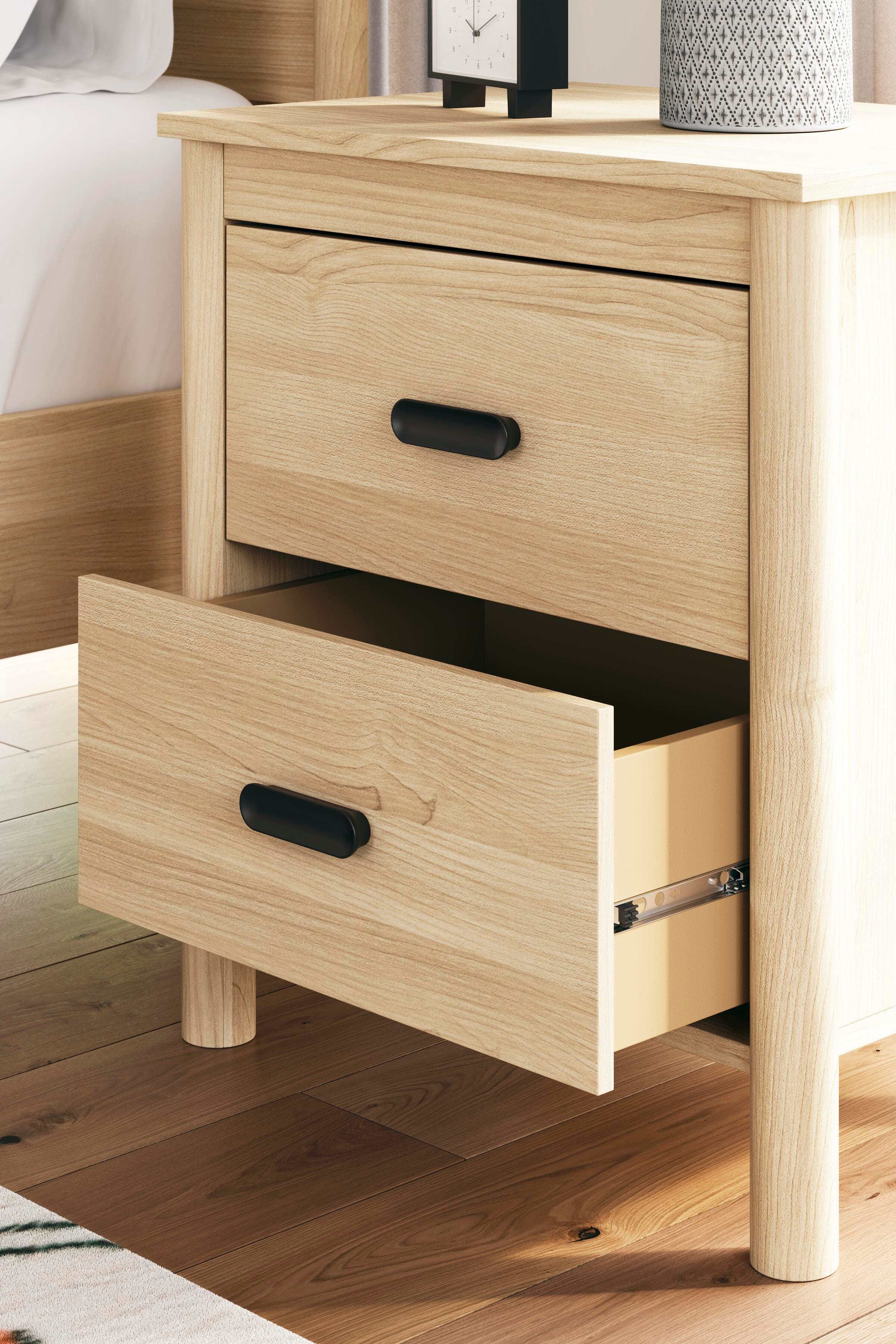Cabinella Nightstand - Luxury Home Furniture (MI)