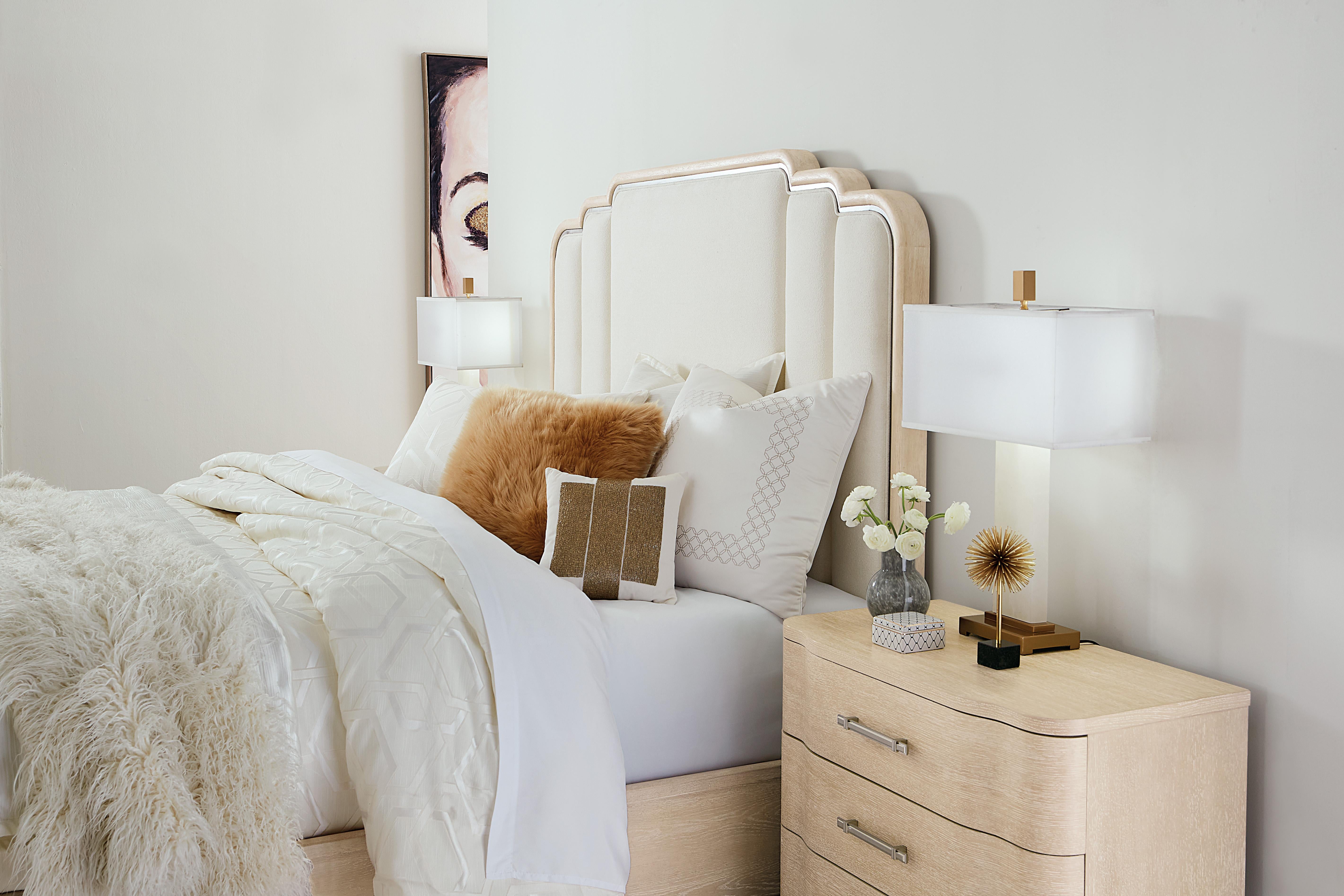 Nouveau Chic King Upholstered Bed