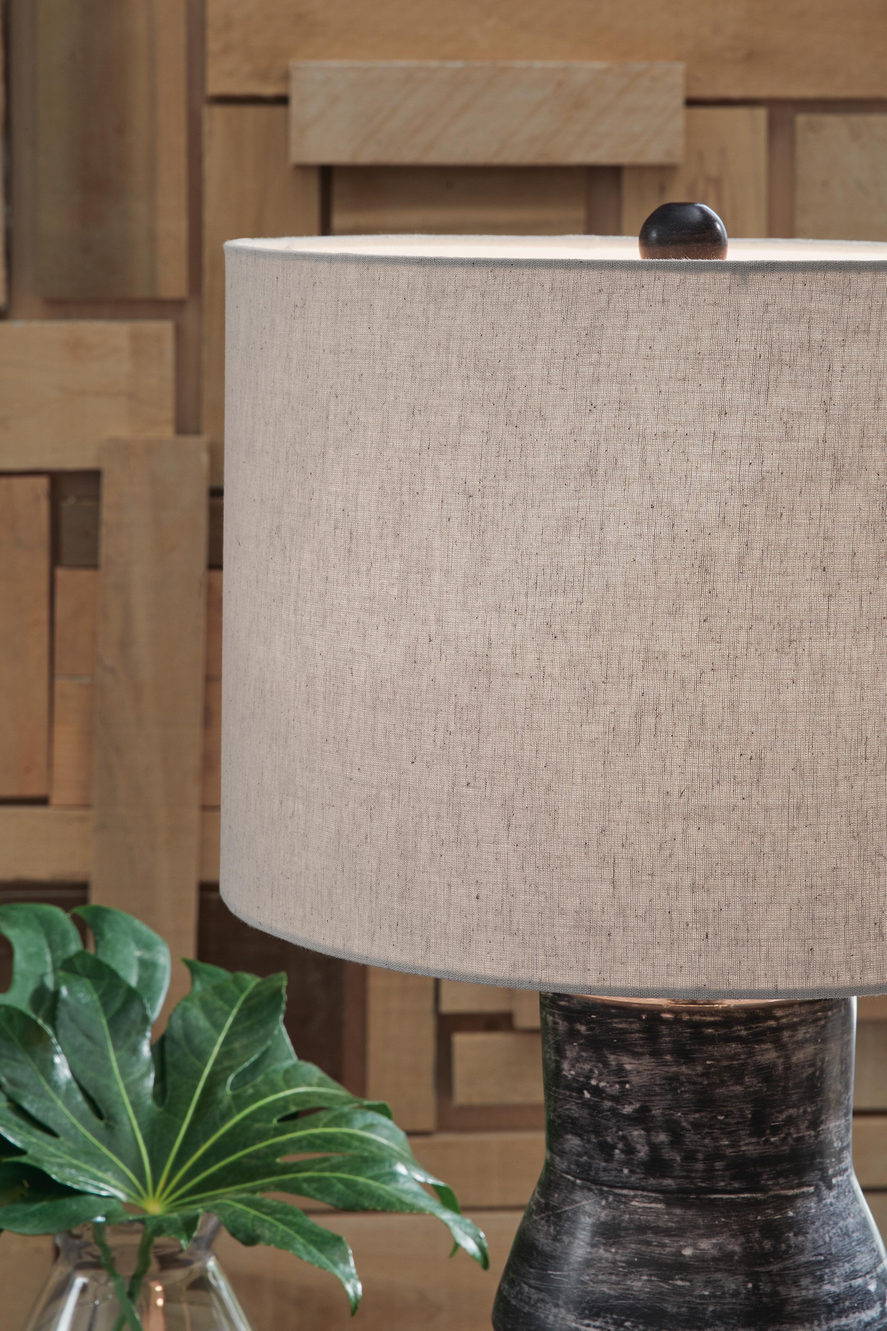 Kerbert Lamp Set - Luxury Home Furniture (MI)