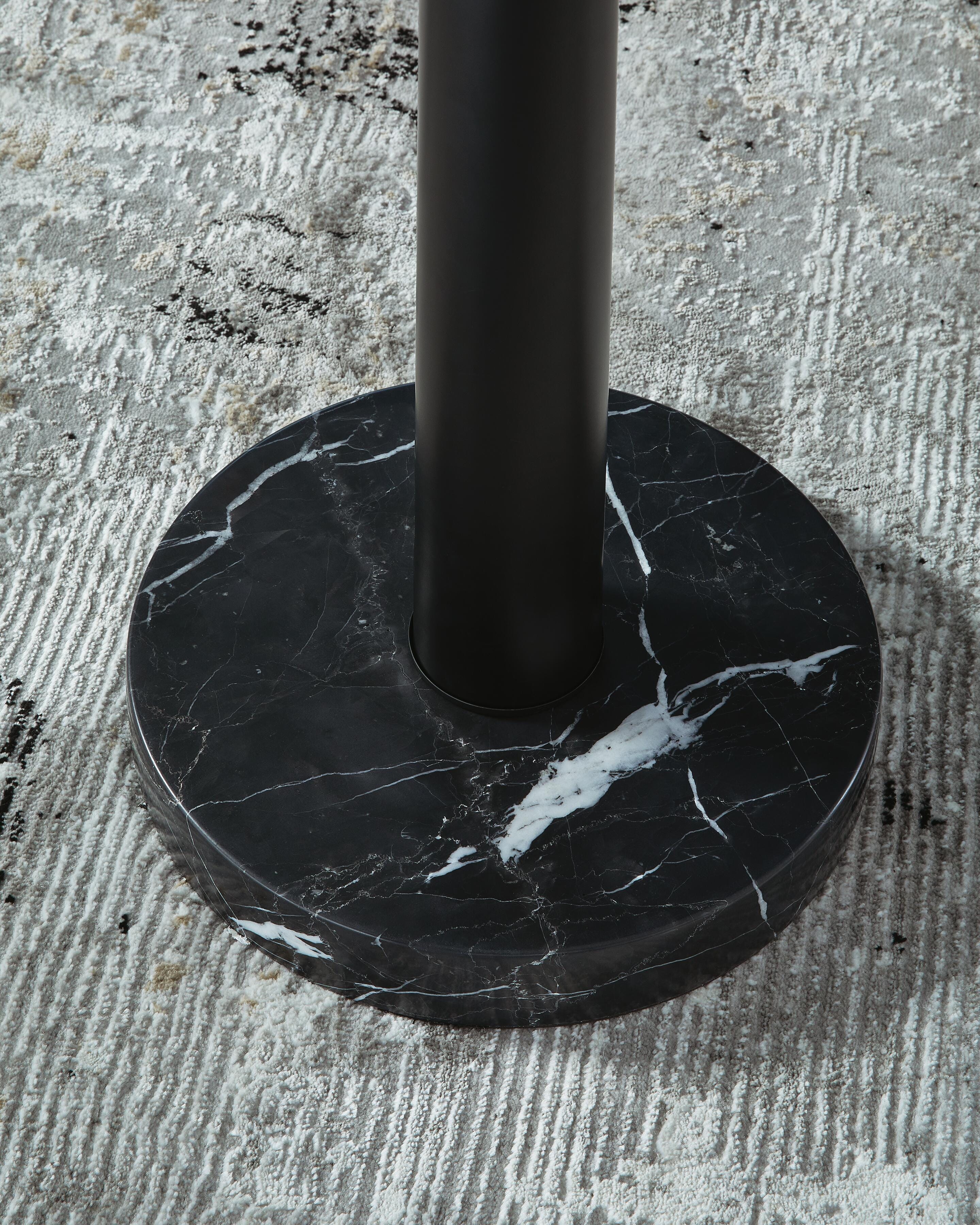 Sorcha Floor Lamp - Luxury Home Furniture (MI)