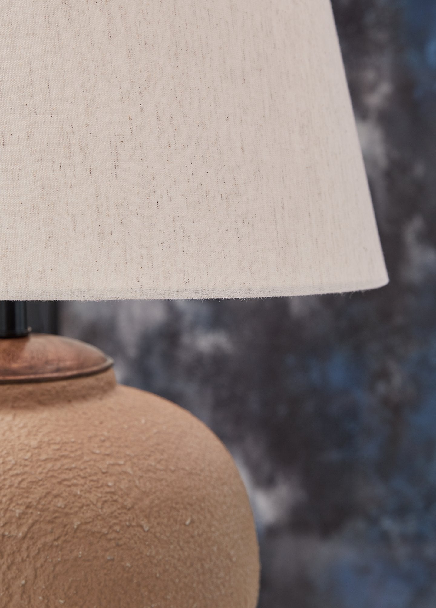 Scantor Table Lamp - Luxury Home Furniture (MI)