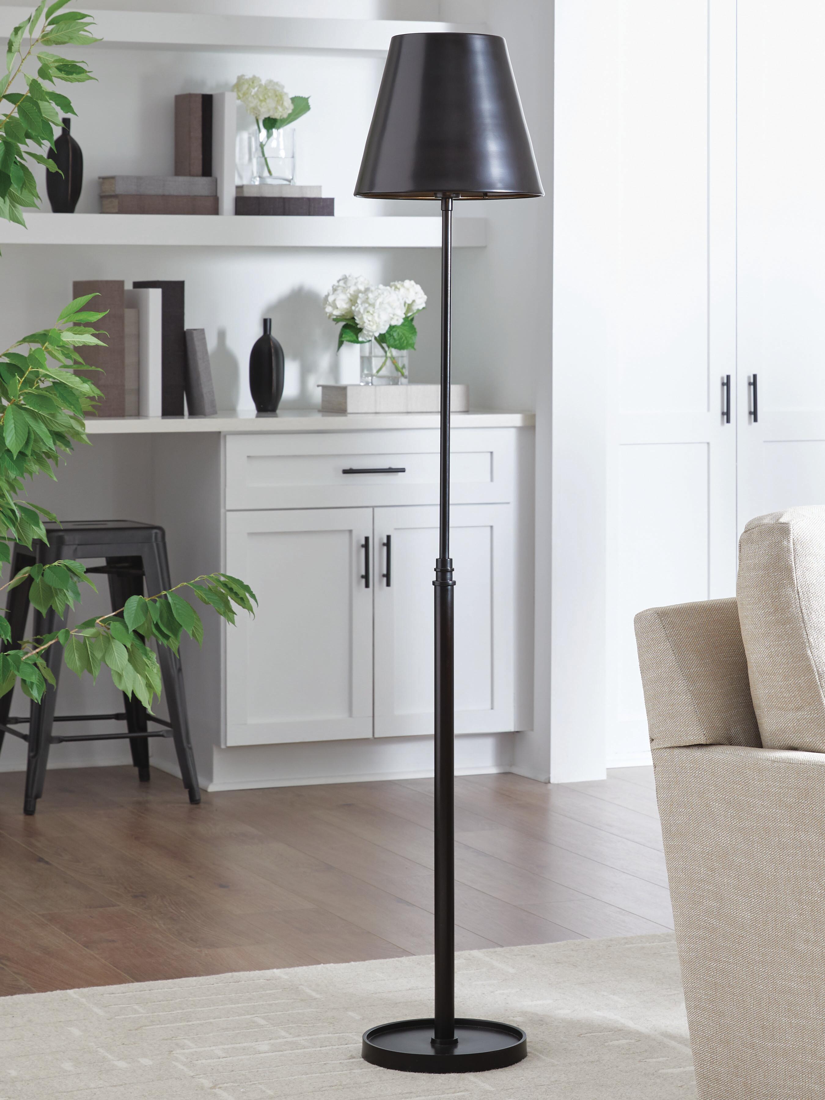 Wimner Floor Lamp - Luxury Home Furniture (MI)