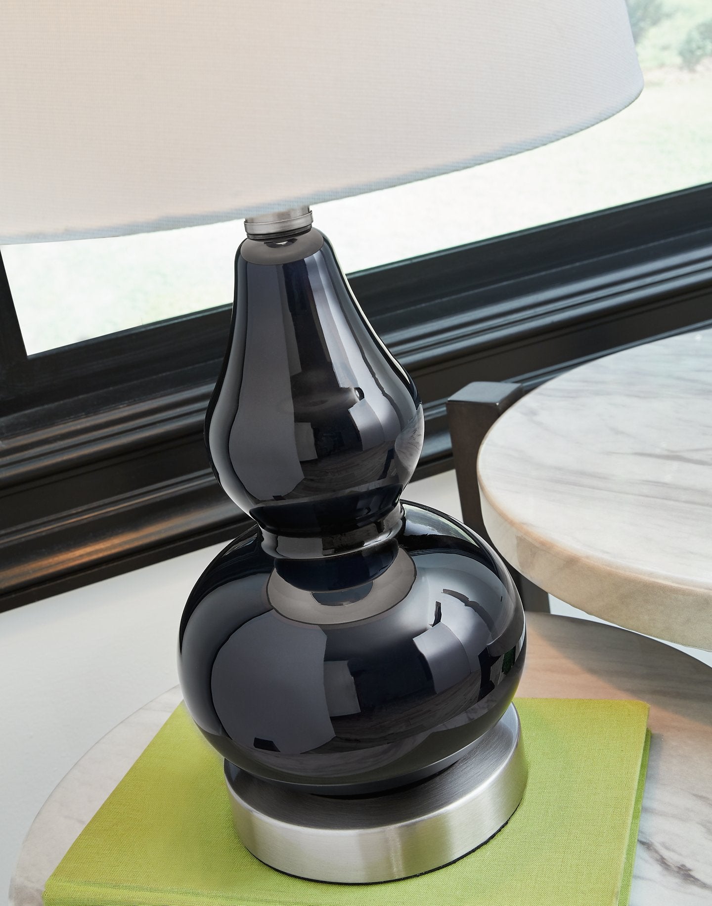 Makana Table Lamp - Luxury Home Furniture (MI)