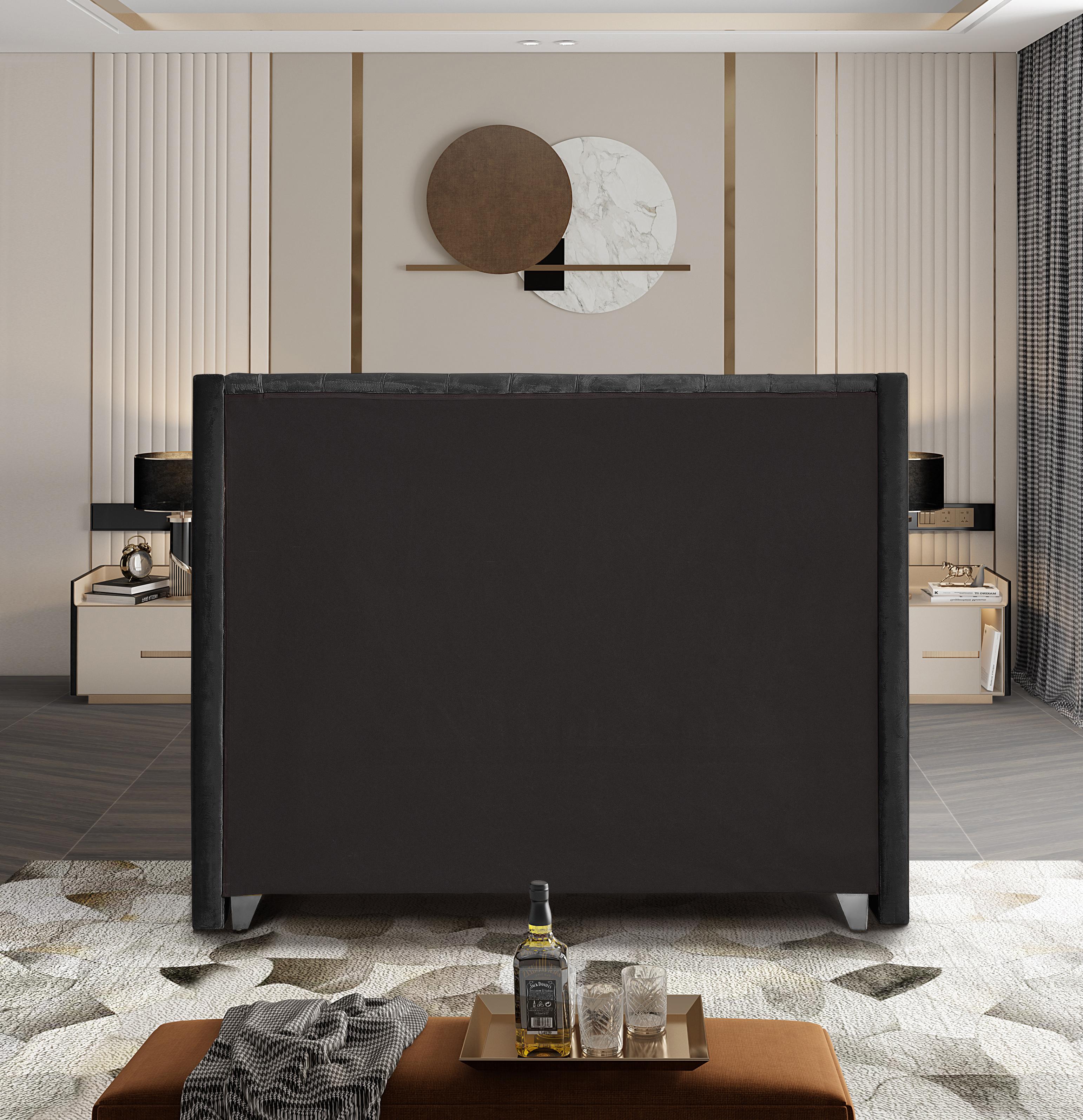 Aiden Black Velvet Queen Bed - Luxury Home Furniture (MI)