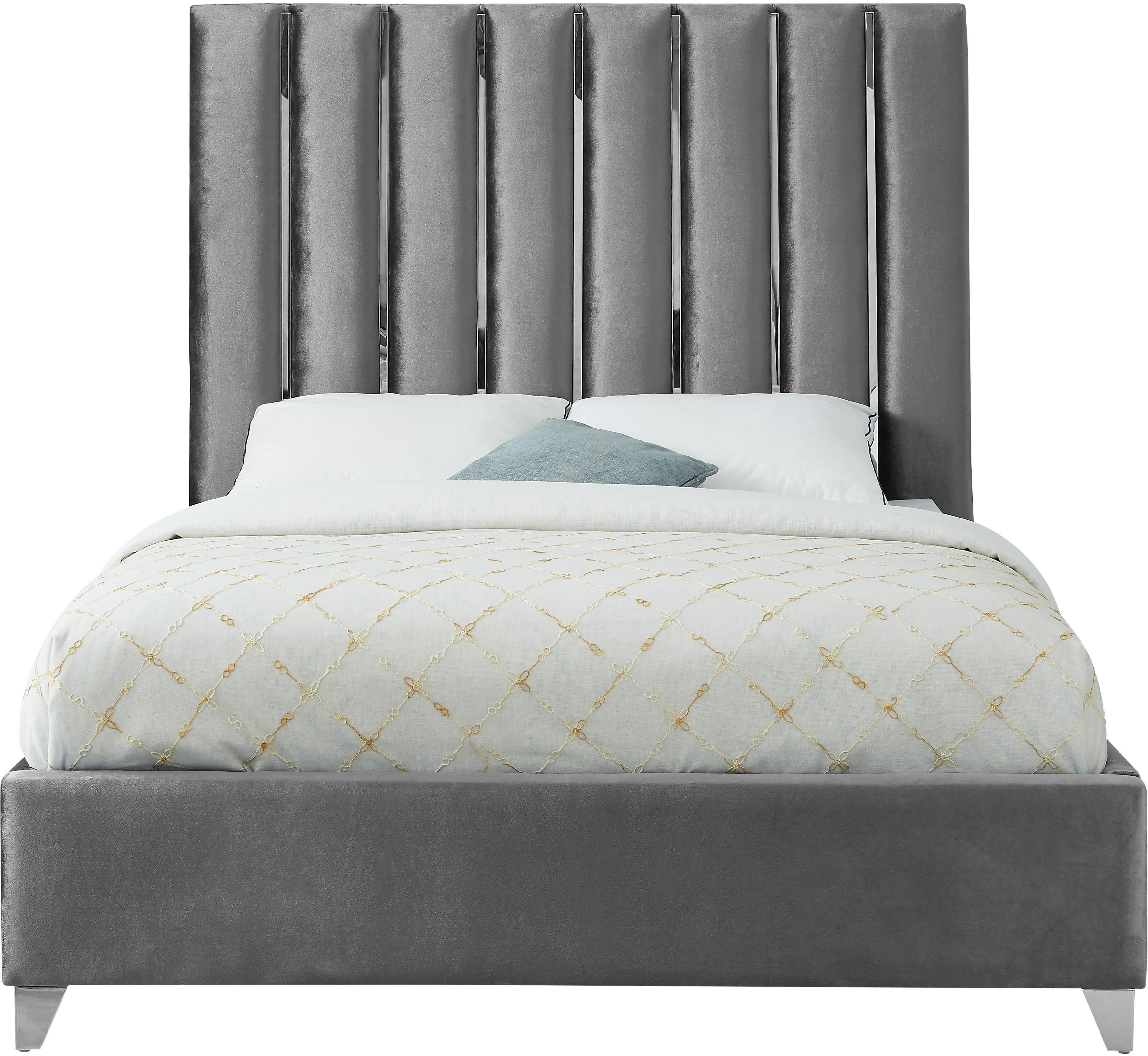 Enzo Grey Velvet Queen Bed