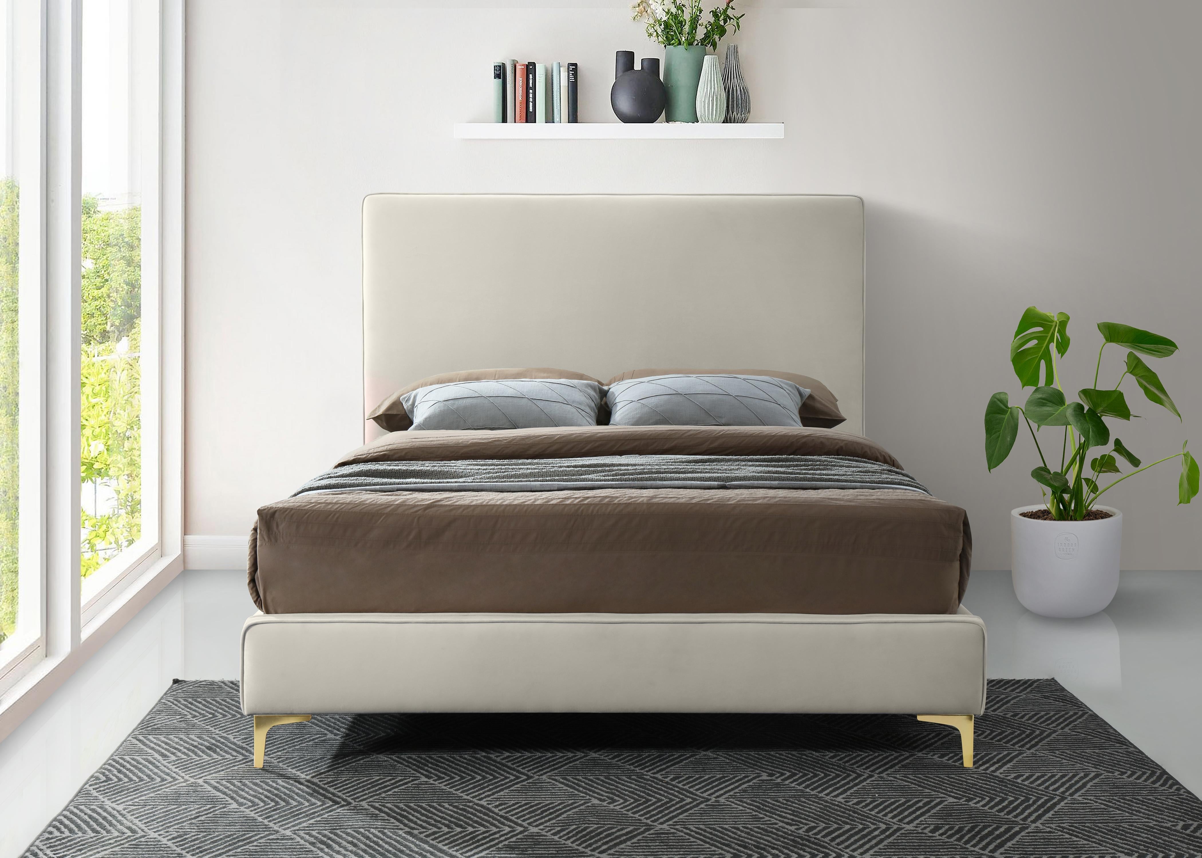 Geri Cream Velvet Queen Bed - Luxury Home Furniture (MI)