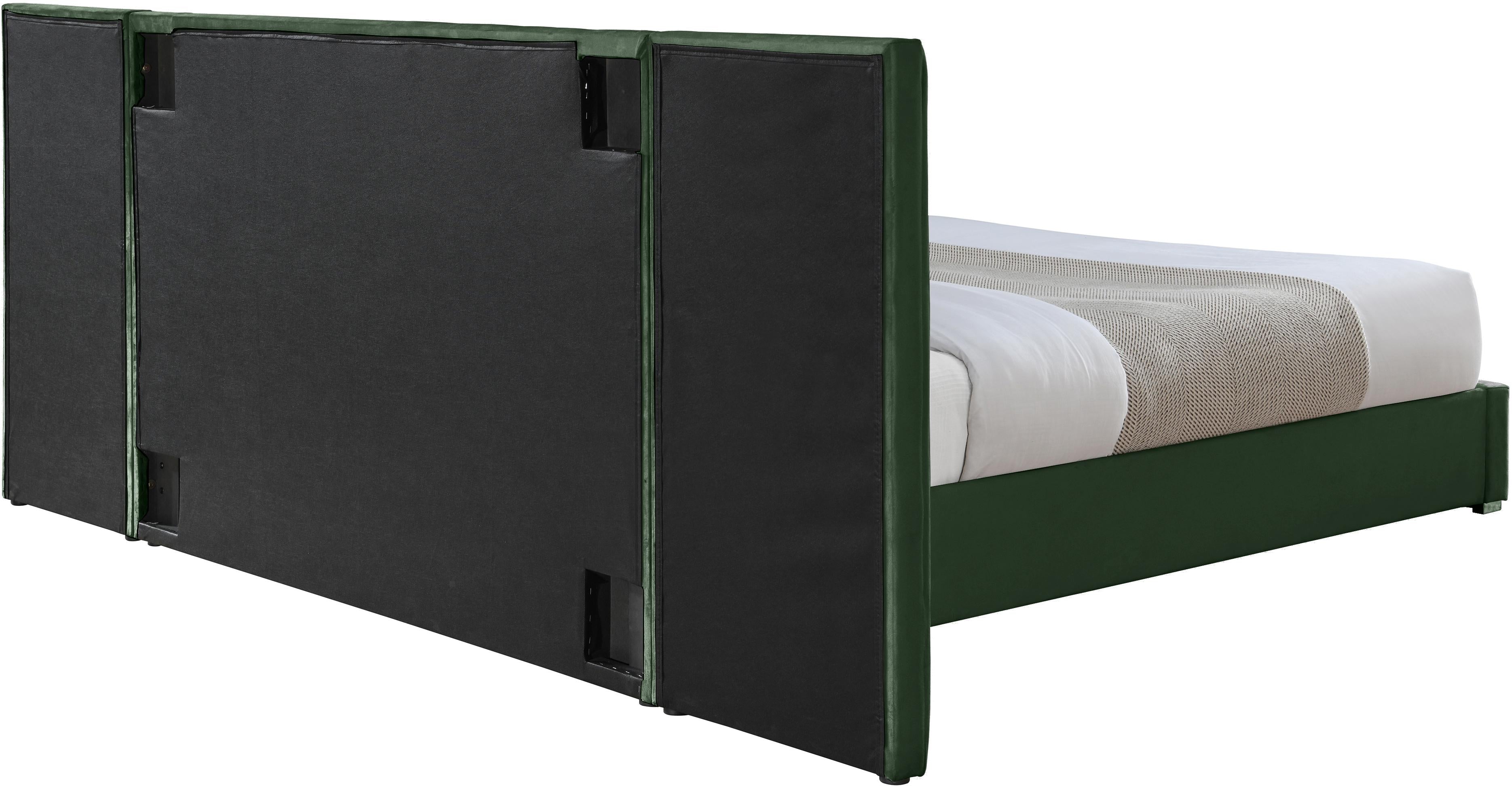 Pablo Green Velvet Queen Bed - Luxury Home Furniture (MI)