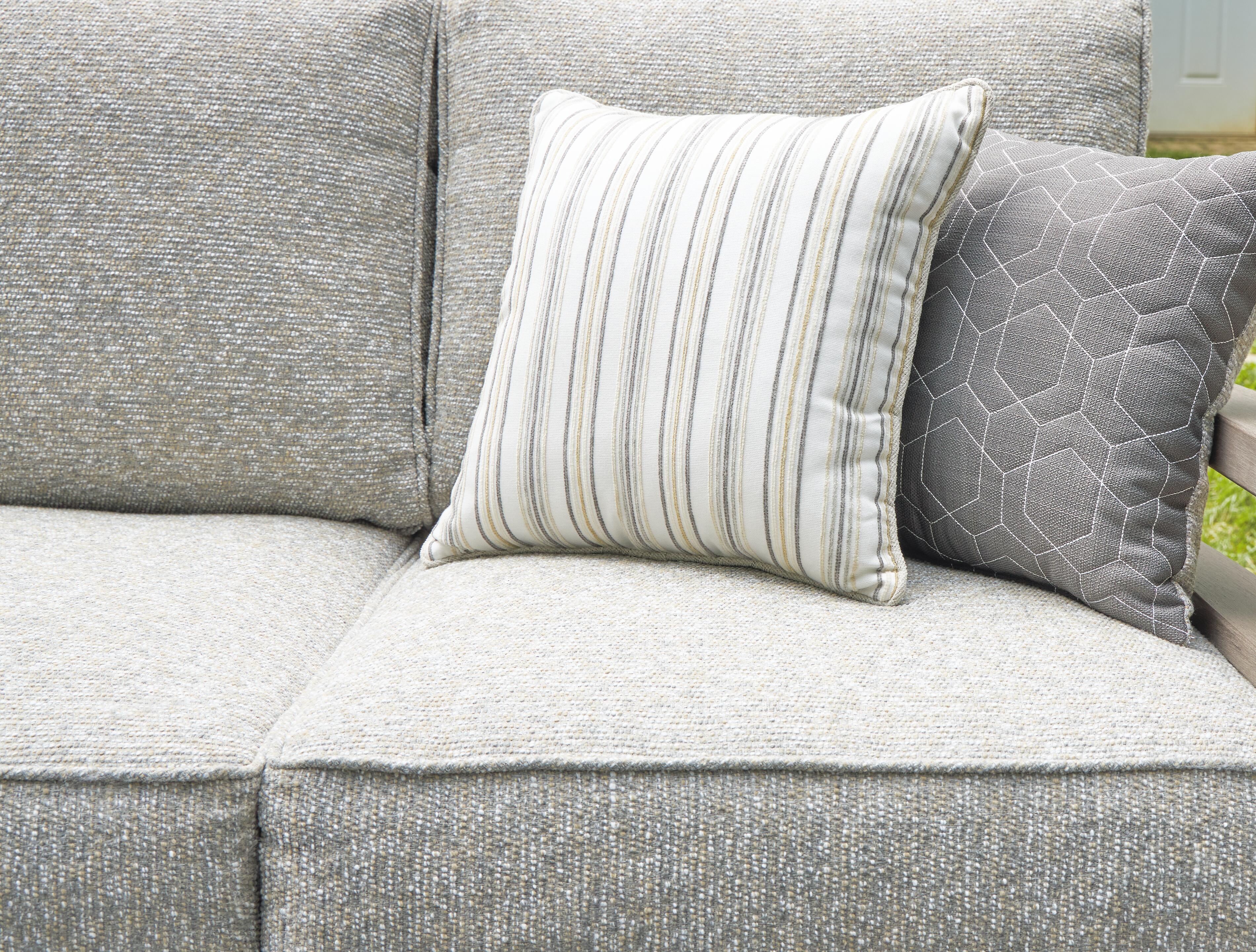 Hillside Barn Outdoor Sofa with Cushion - Luxury Home Furniture (MI)