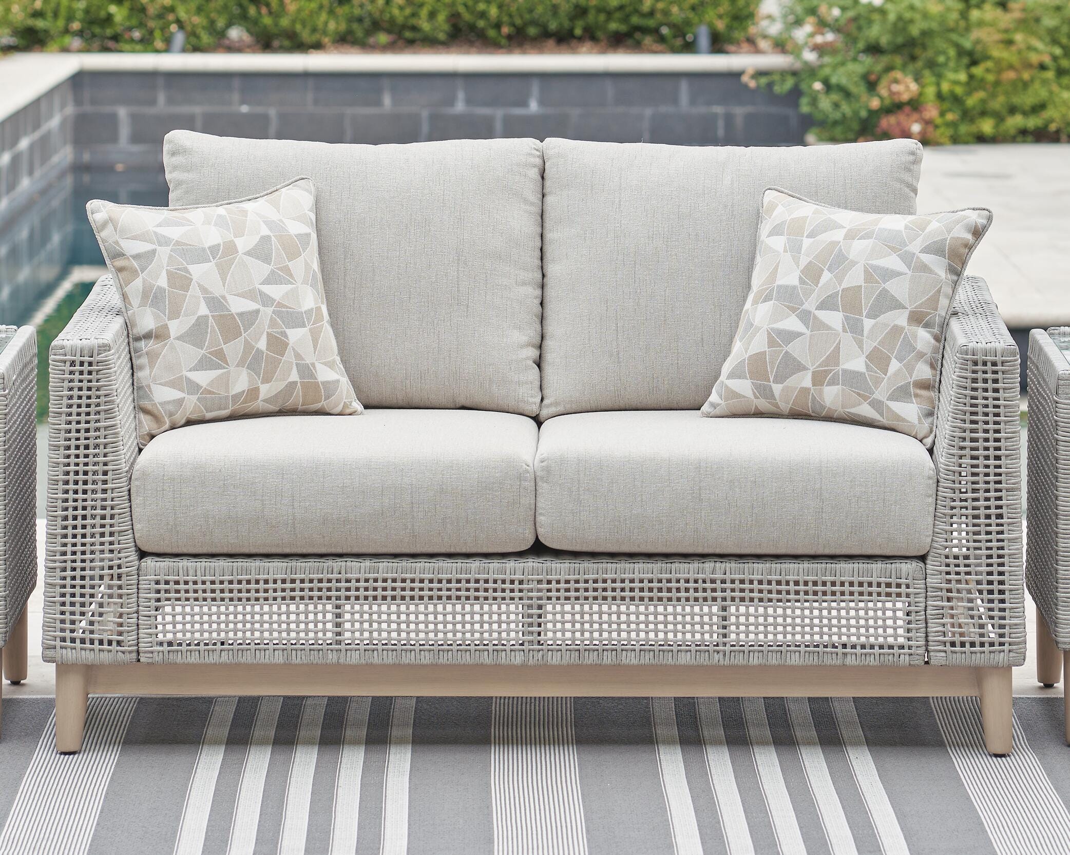 Seton Creek Outdoor Seating Set - Luxury Home Furniture (MI)