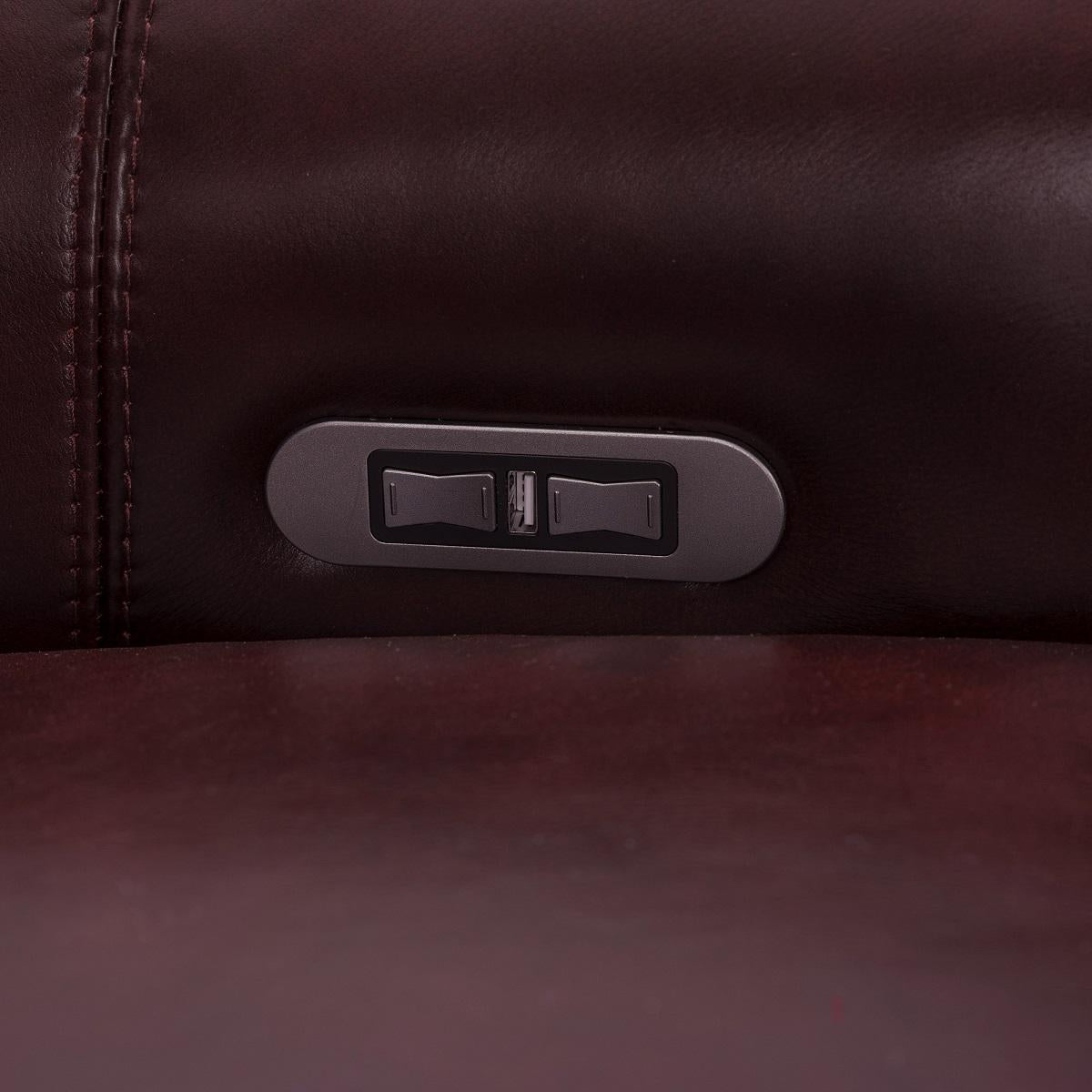 Pulaski Grant Leather Power Recliner in Oxblood - Luxury Home Furniture (MI)