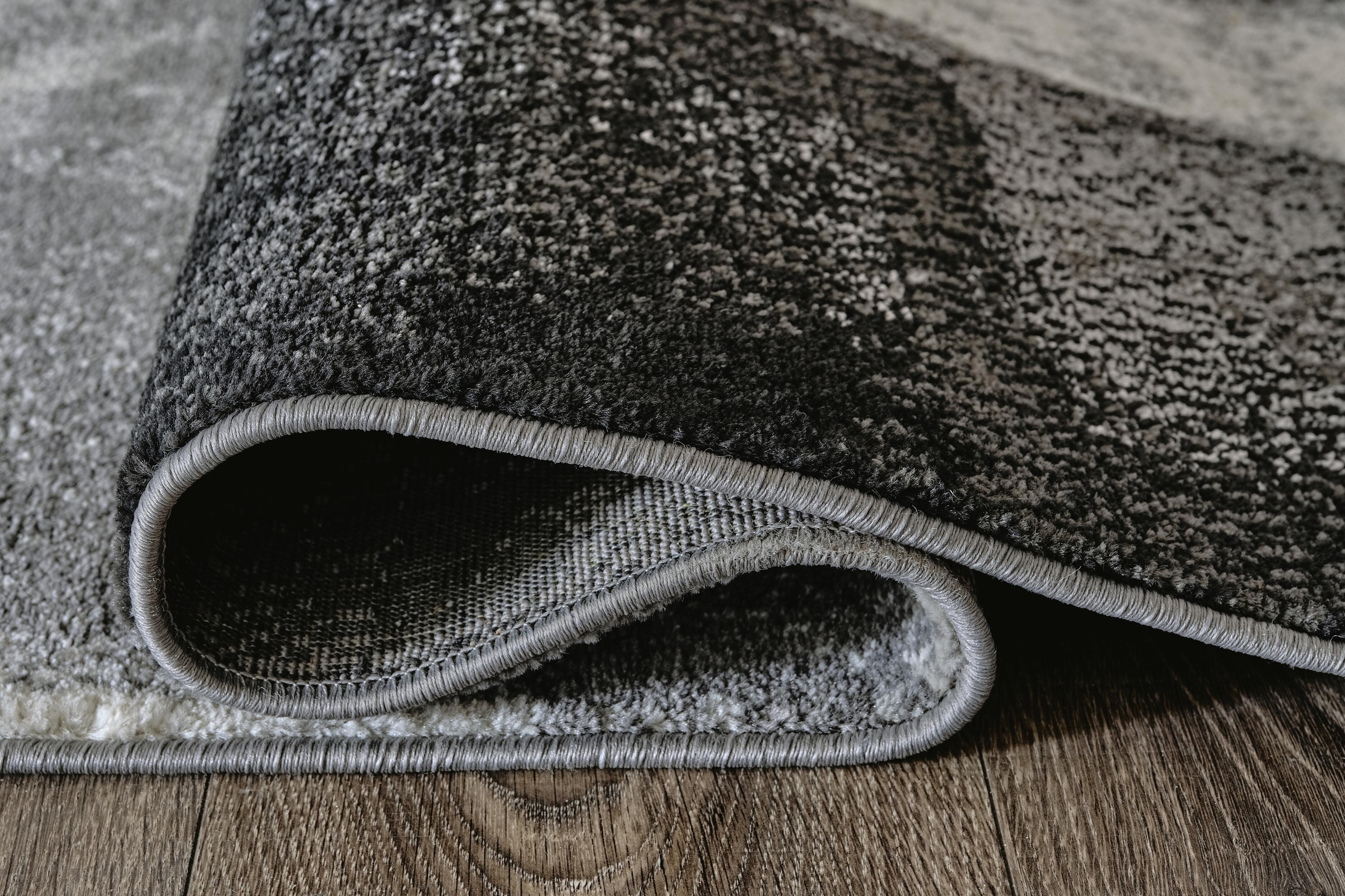 Brycebourne 5'3" x 7'7" Rug - Luxury Home Furniture (MI)