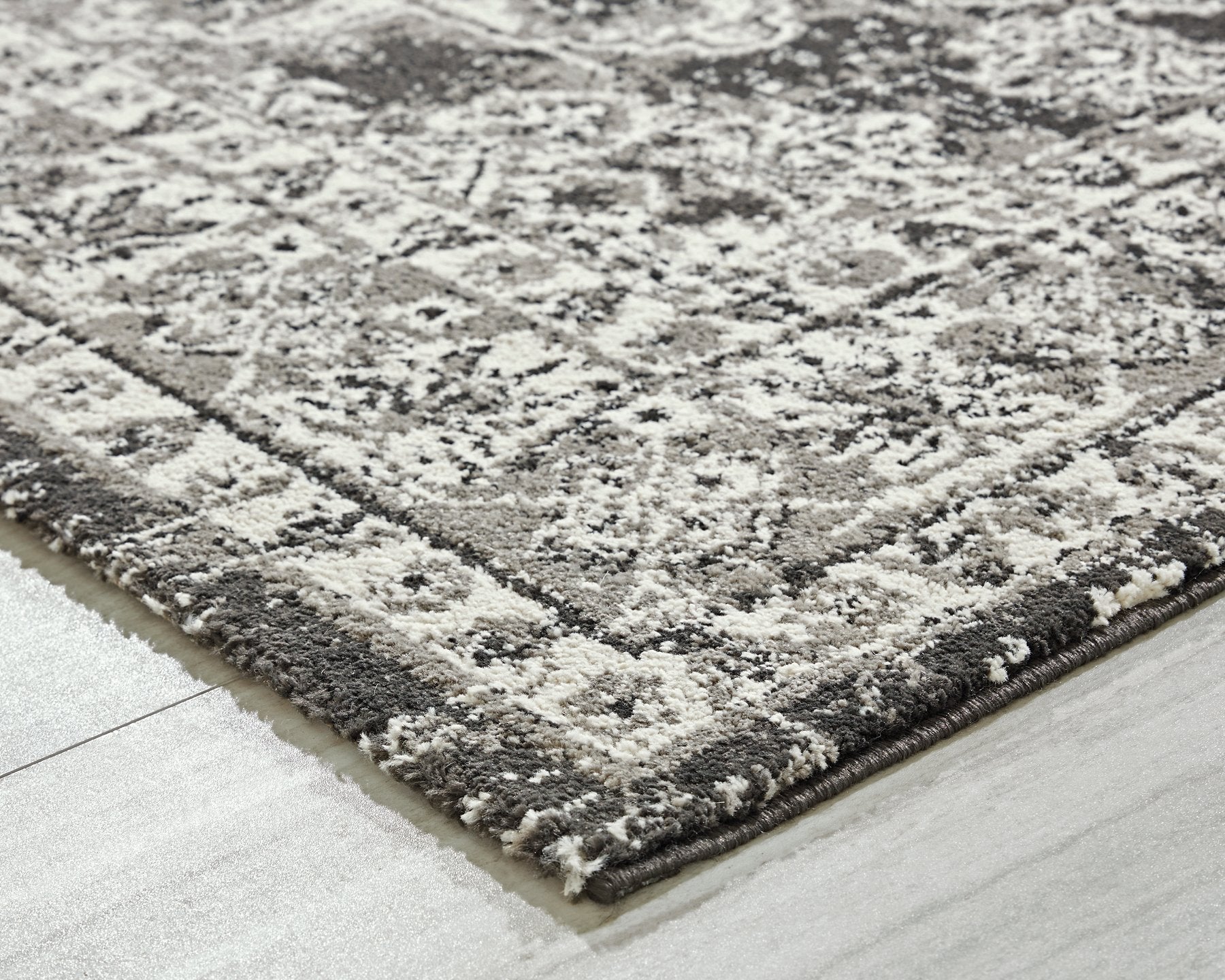 Glennisman Large Rug - Luxury Home Furniture (MI)