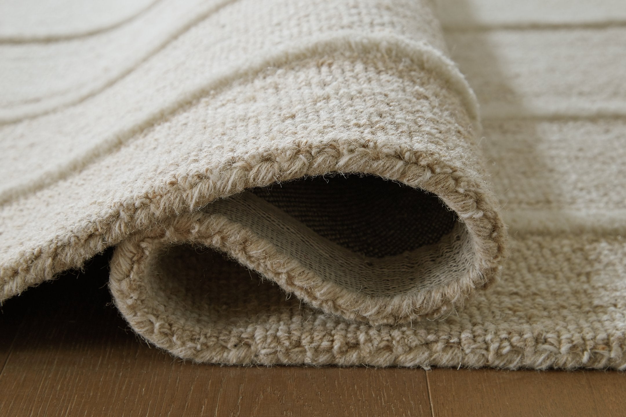 Teelgan Rug - Luxury Home Furniture (MI)