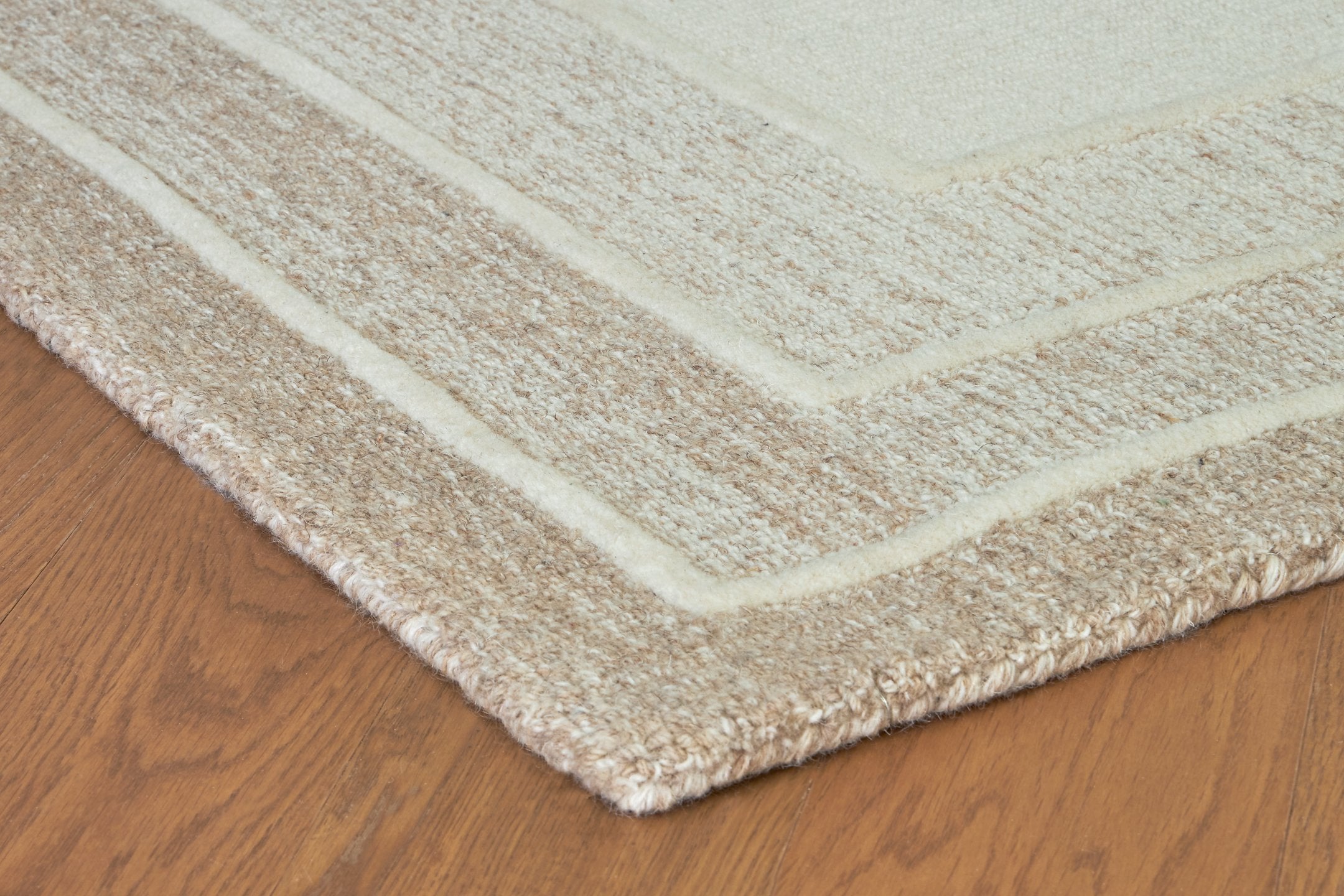 Teelgan Rug - Luxury Home Furniture (MI)