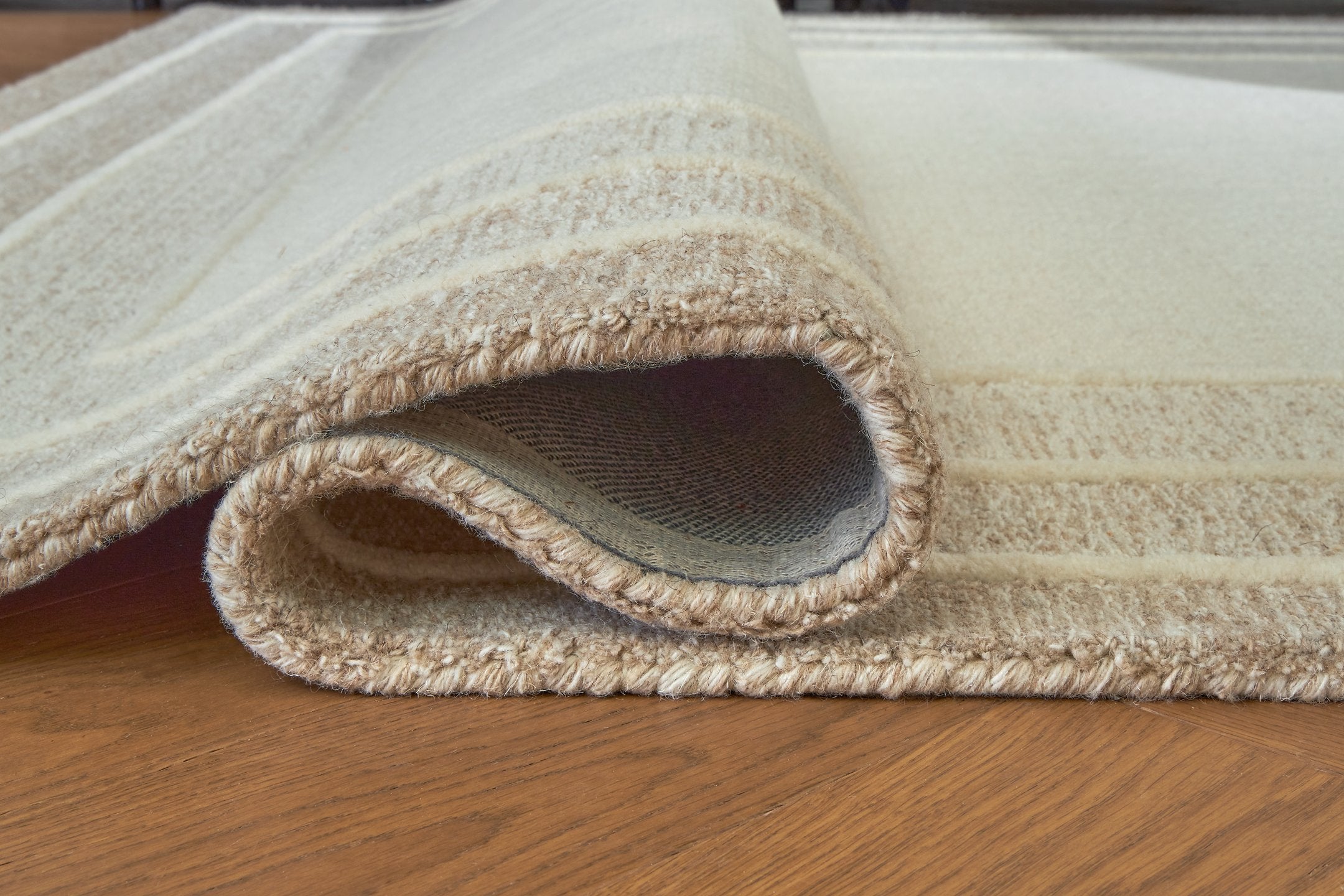 Teelgan Rug - Luxury Home Furniture (MI)
