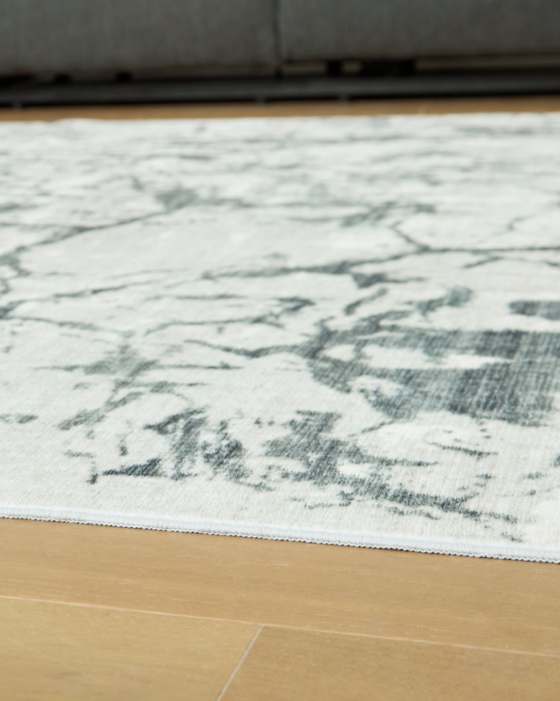 Tobinbury Washable Area Rug - Luxury Home Furniture (MI)