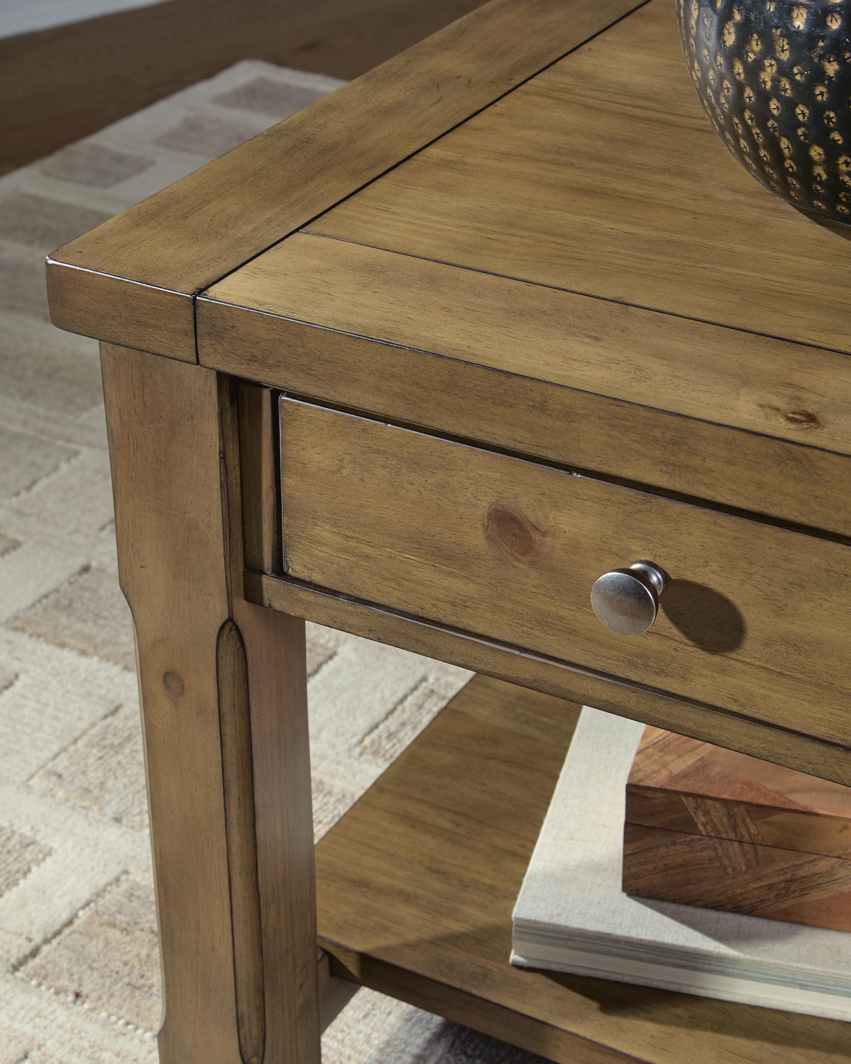 Vandenmore End Table - Luxury Home Furniture (MI)