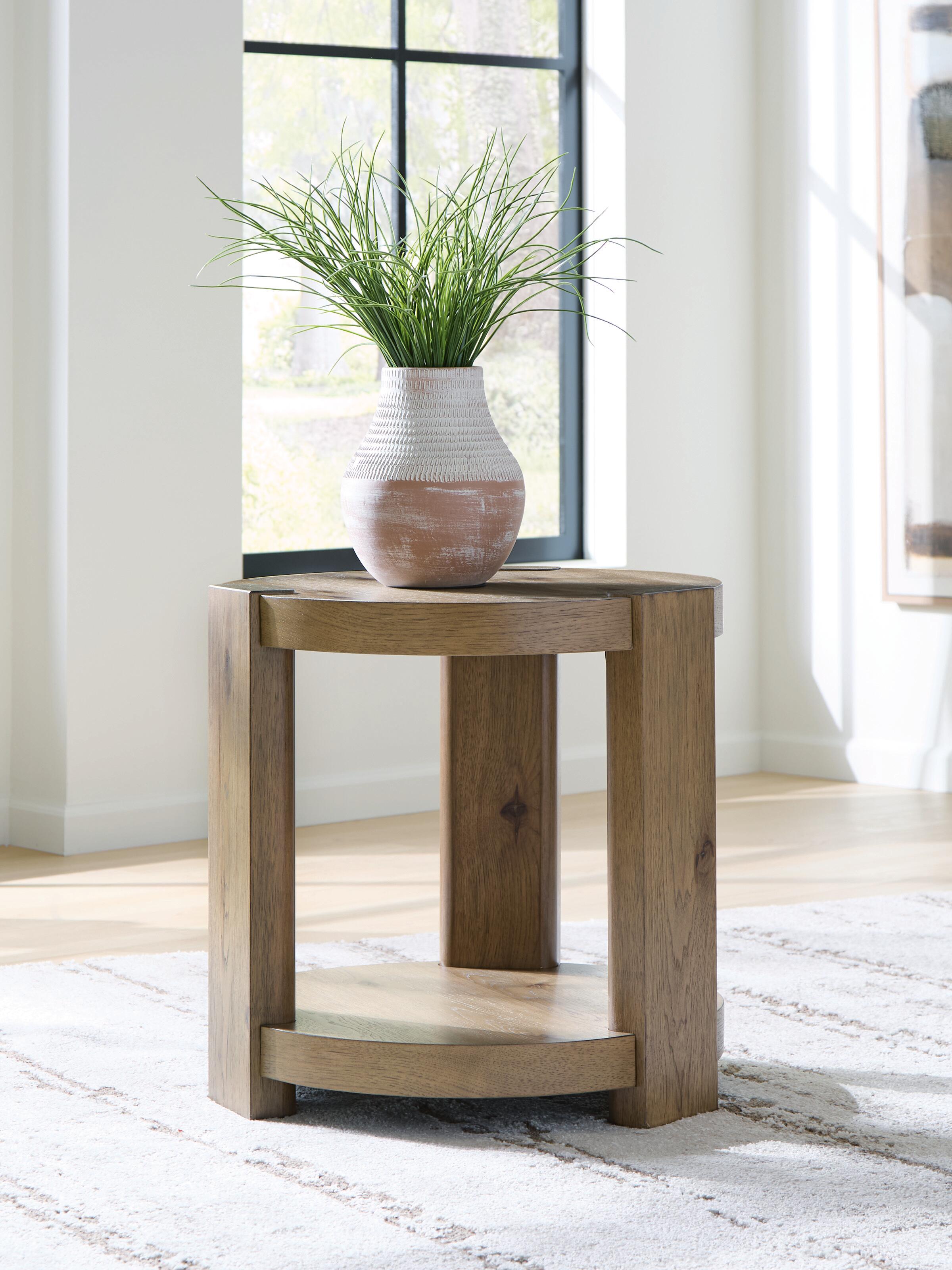 Flangren End Table - Luxury Home Furniture (MI)