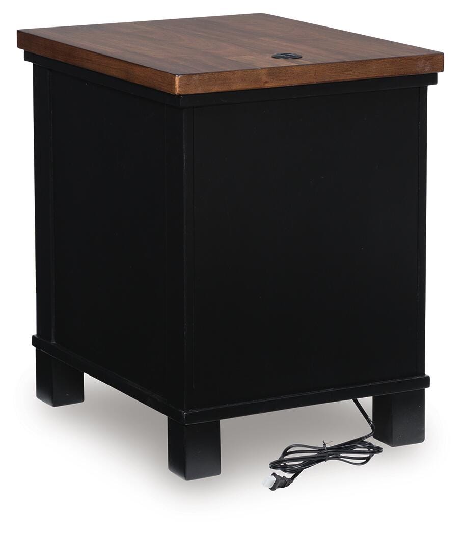 Wildenauer Chairside End Table - Luxury Home Furniture (MI)