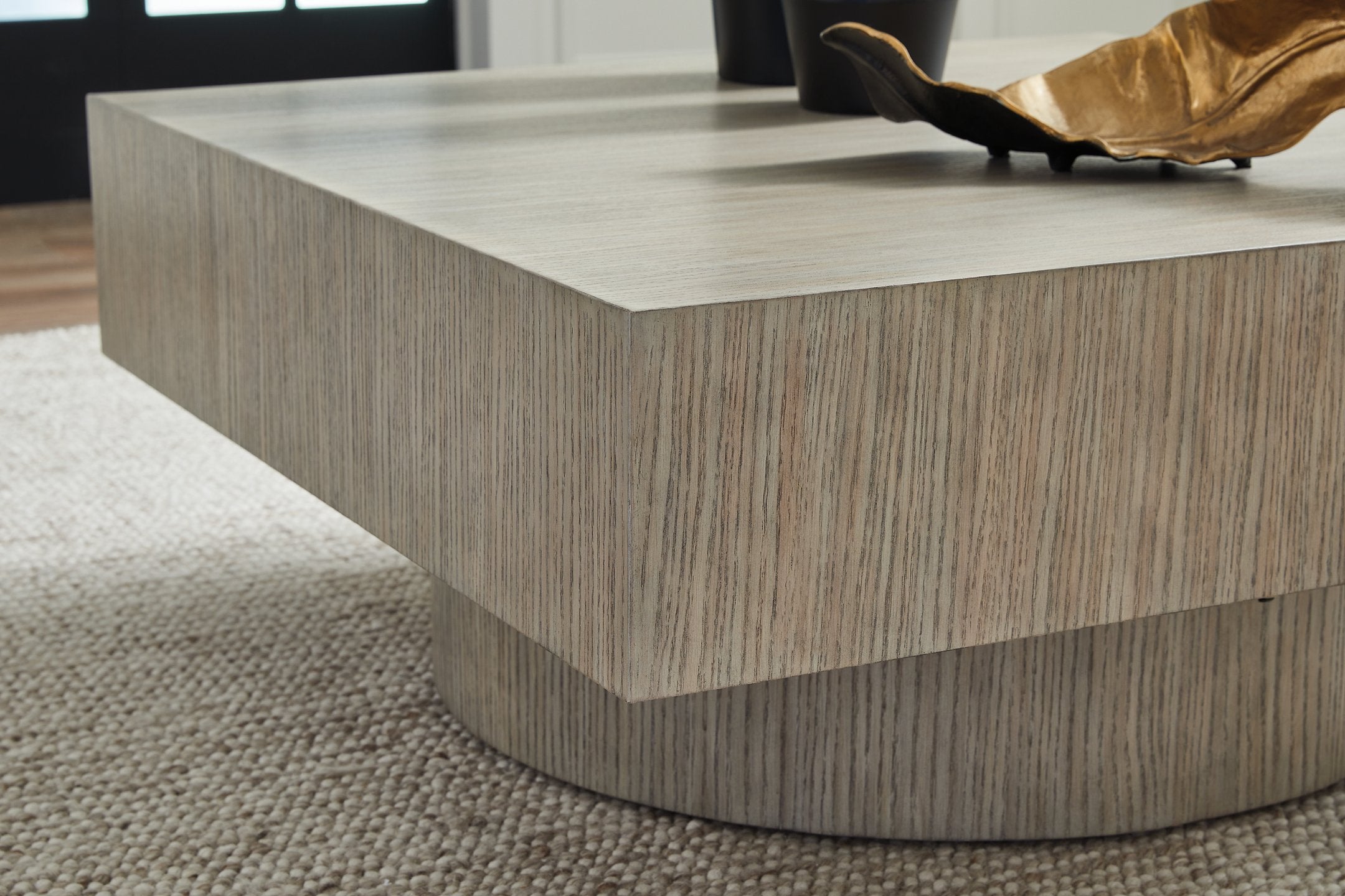 Jorielyn Coffee Table - Luxury Home Furniture (MI)