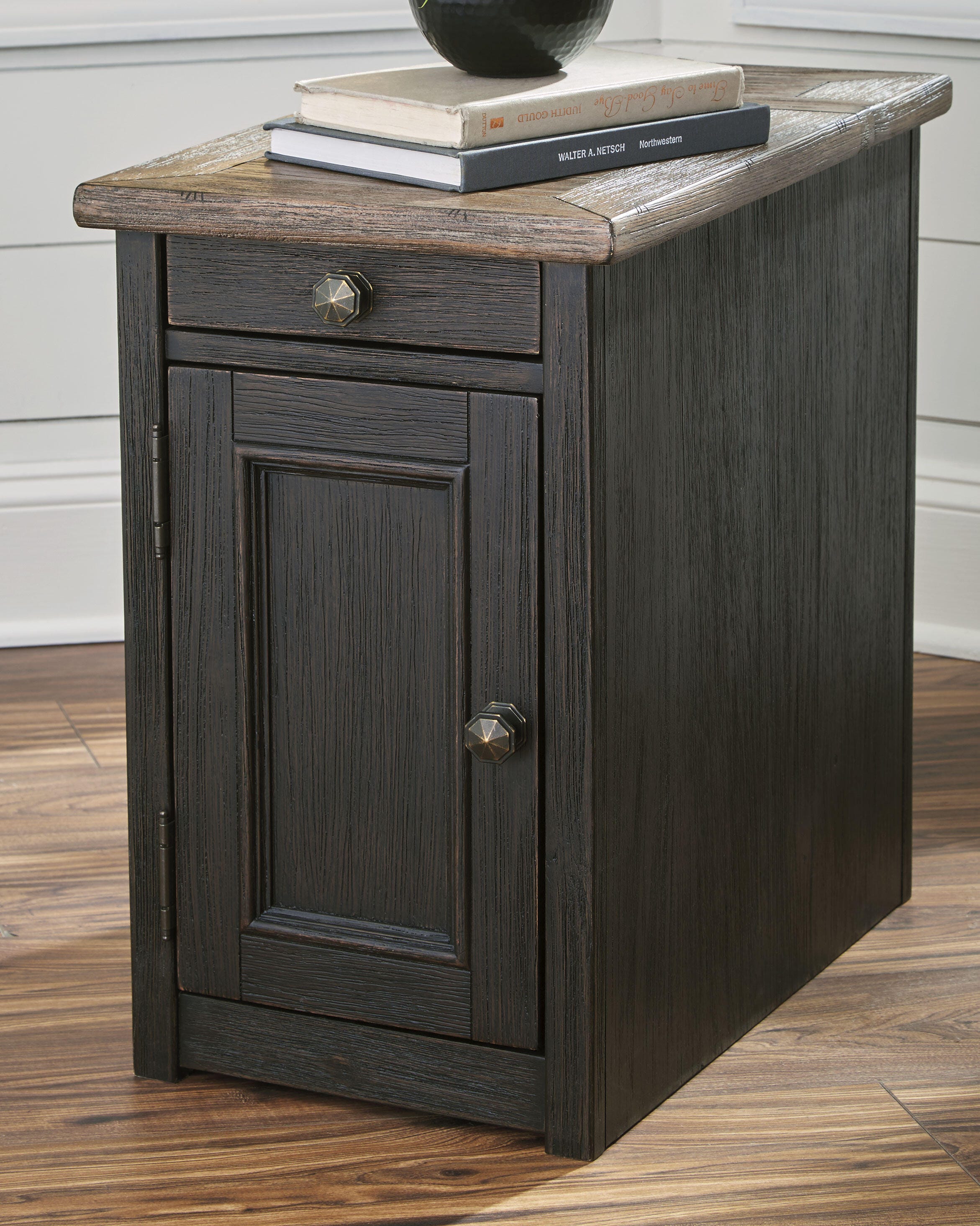 Tyler Creek End Table Set - Luxury Home Furniture (MI)