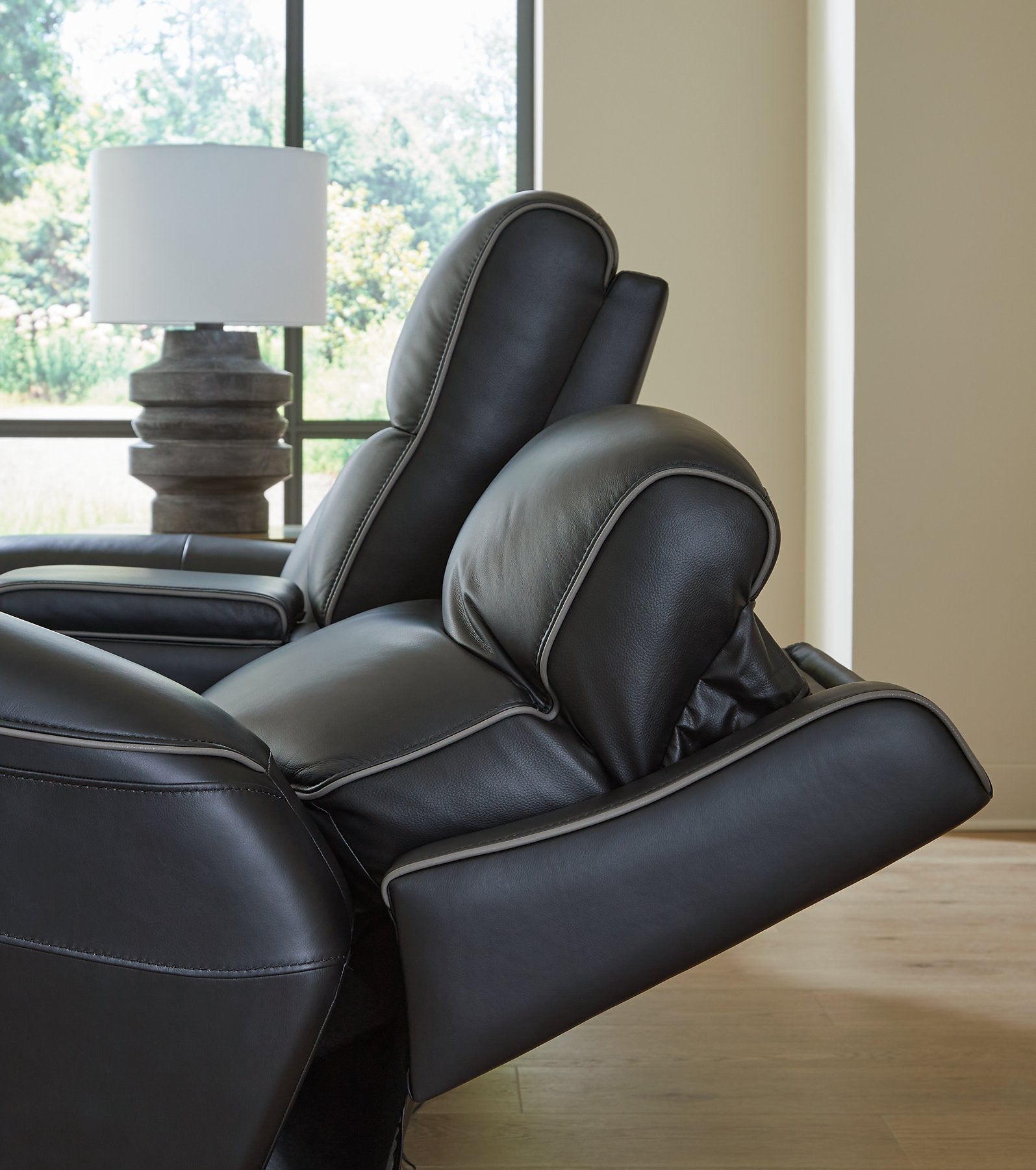 5Z-Comfort Power Reclining Living Room Set - Luxury Home Furniture (MI)