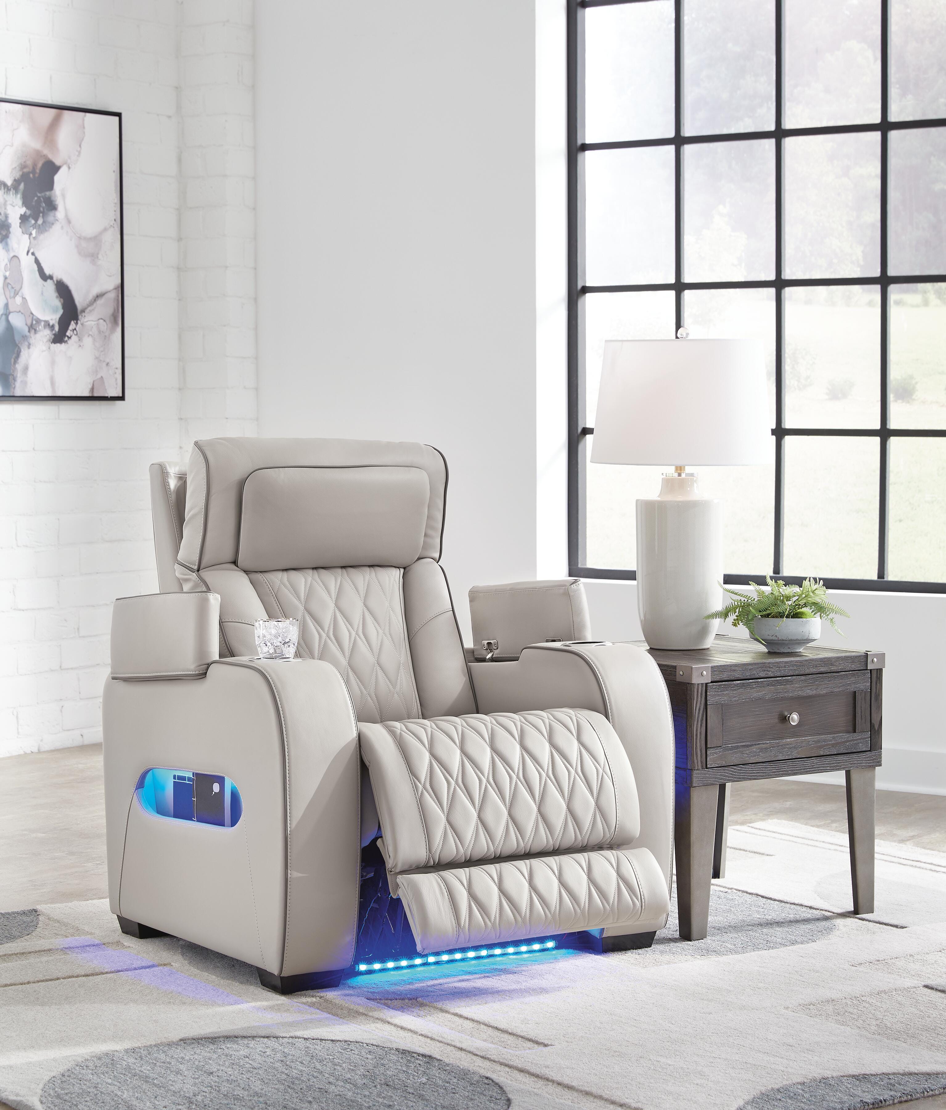 Boyington Power Recliner - Luxury Home Furniture (MI)