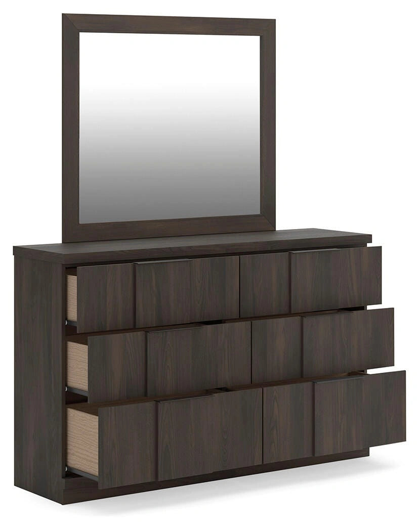 Shaehartin Dresser