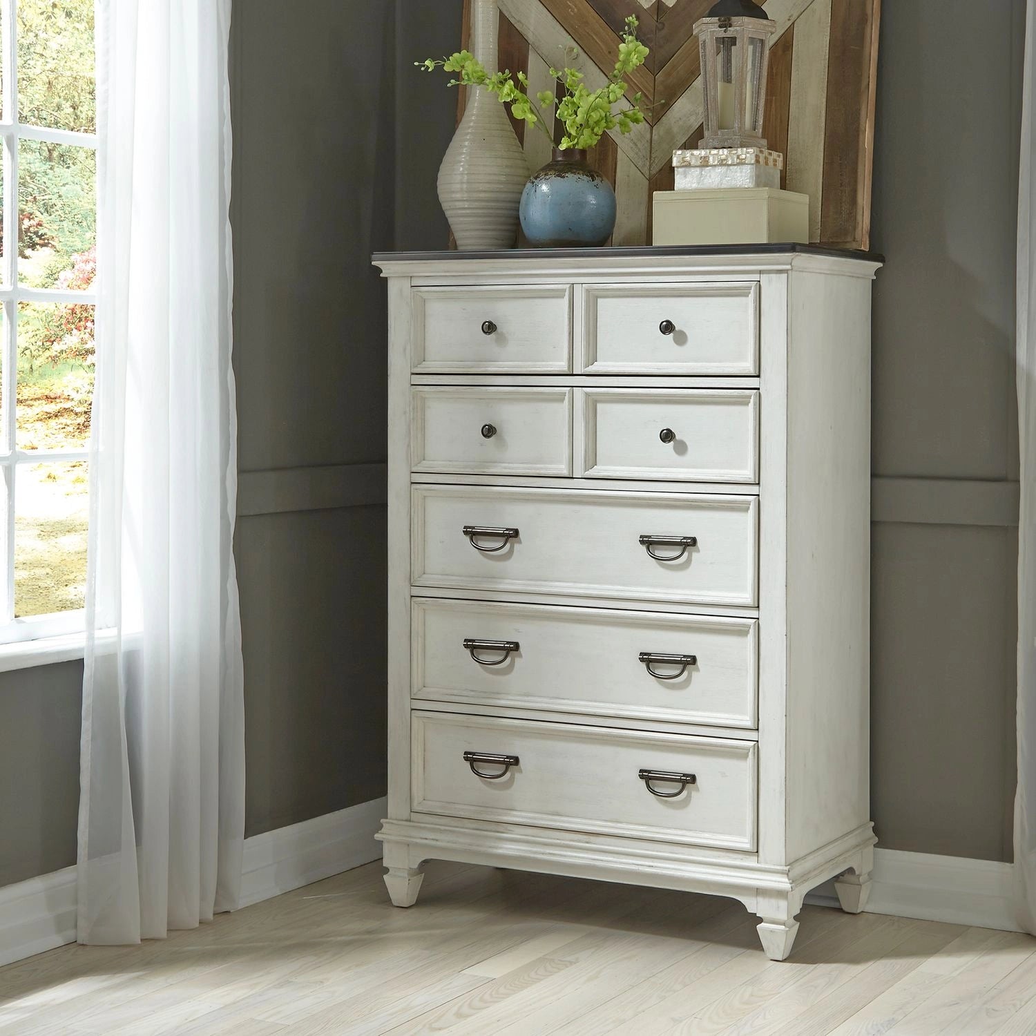 Allyson Park Panel Bed, Dresser & Mirror, Chest image