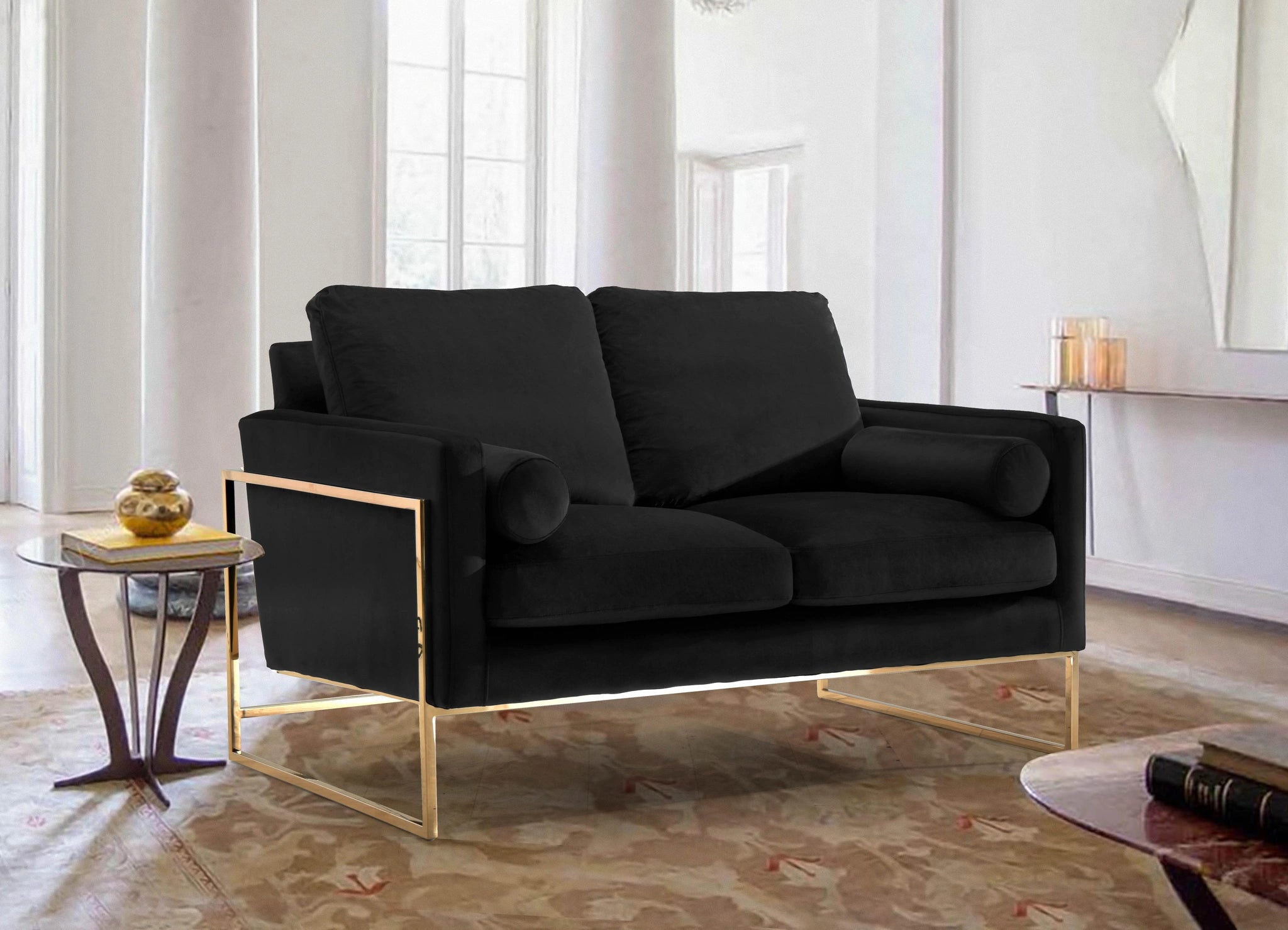 Mila Black Velvet Loveseat