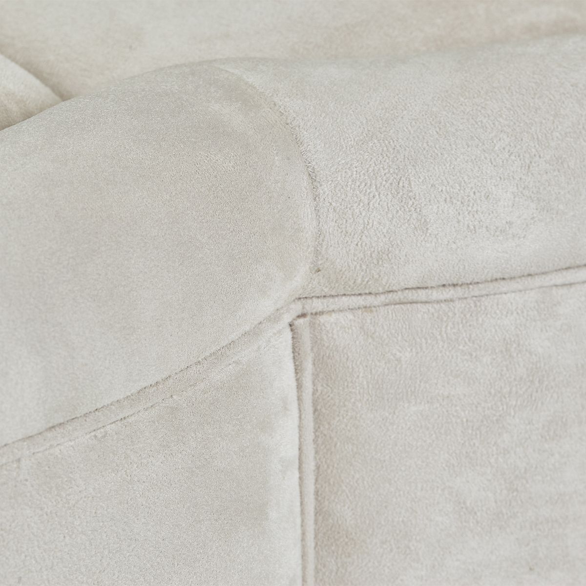 AICO Malibu Crest Cocktail Ottoman in Chardonnay - Luxury Home Furniture (MI)